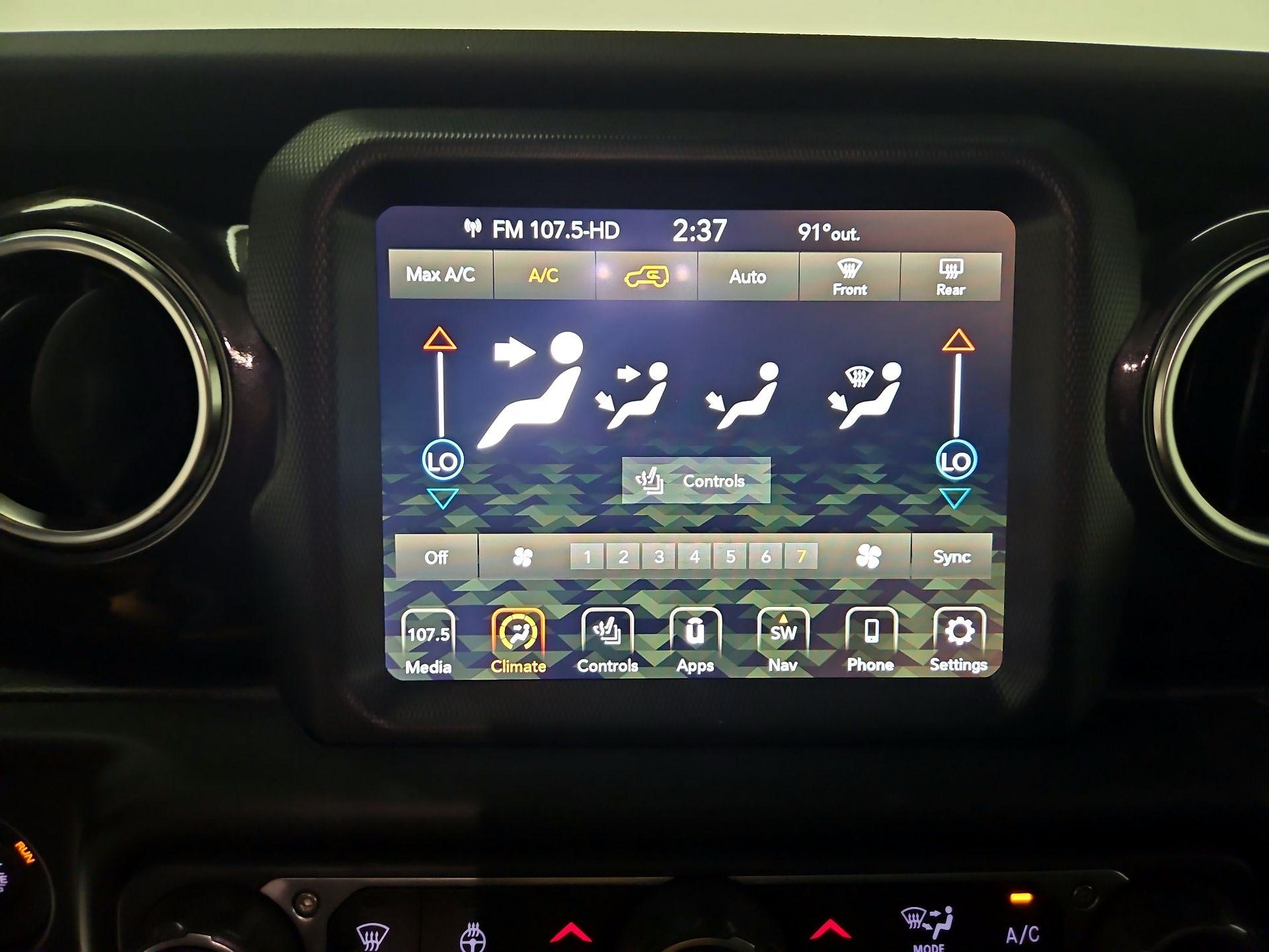 Thumbnail: 2021 Jeep Wrangler - 17