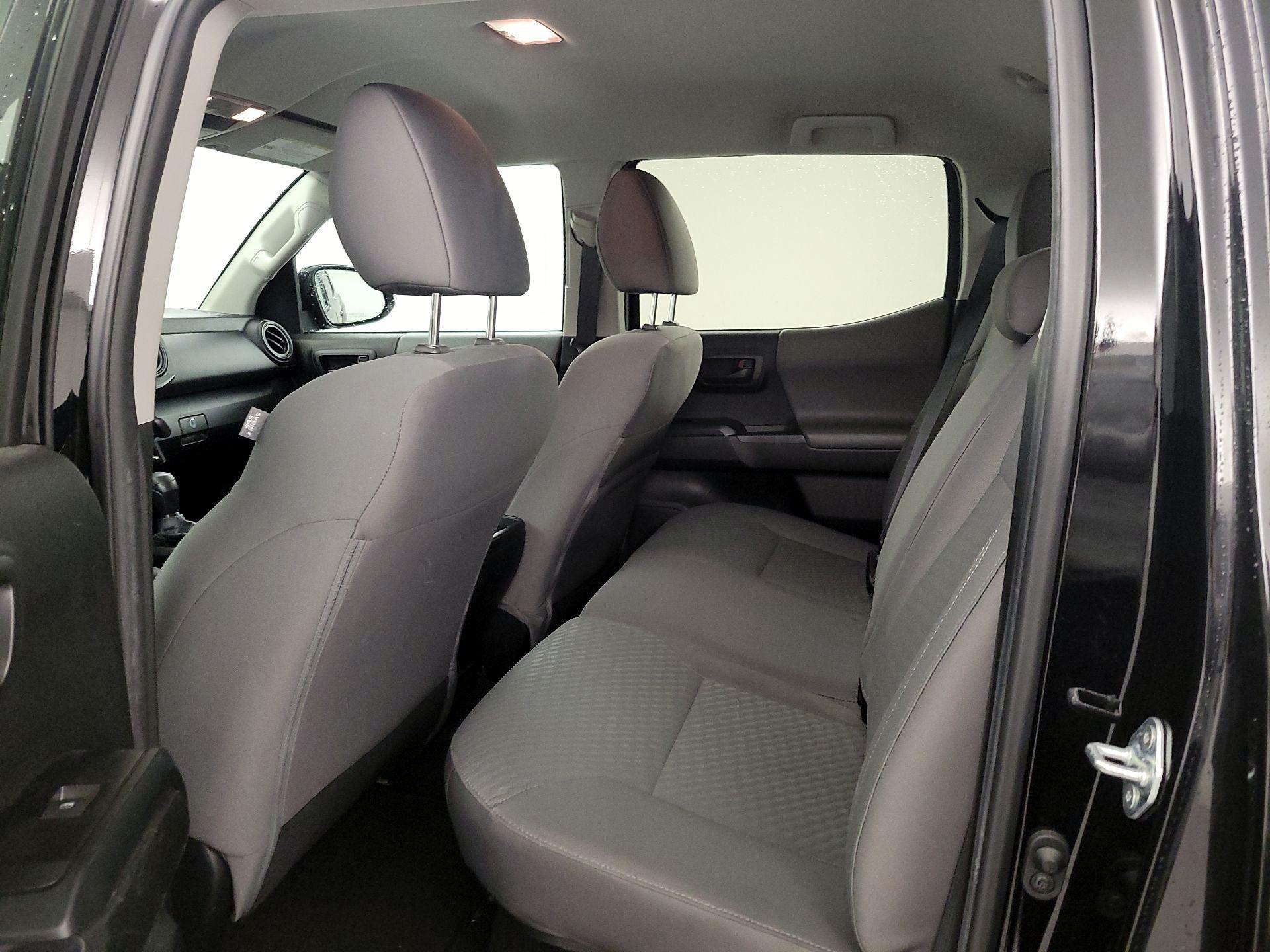 Thumbnail: 2022 Toyota Tacoma - 19