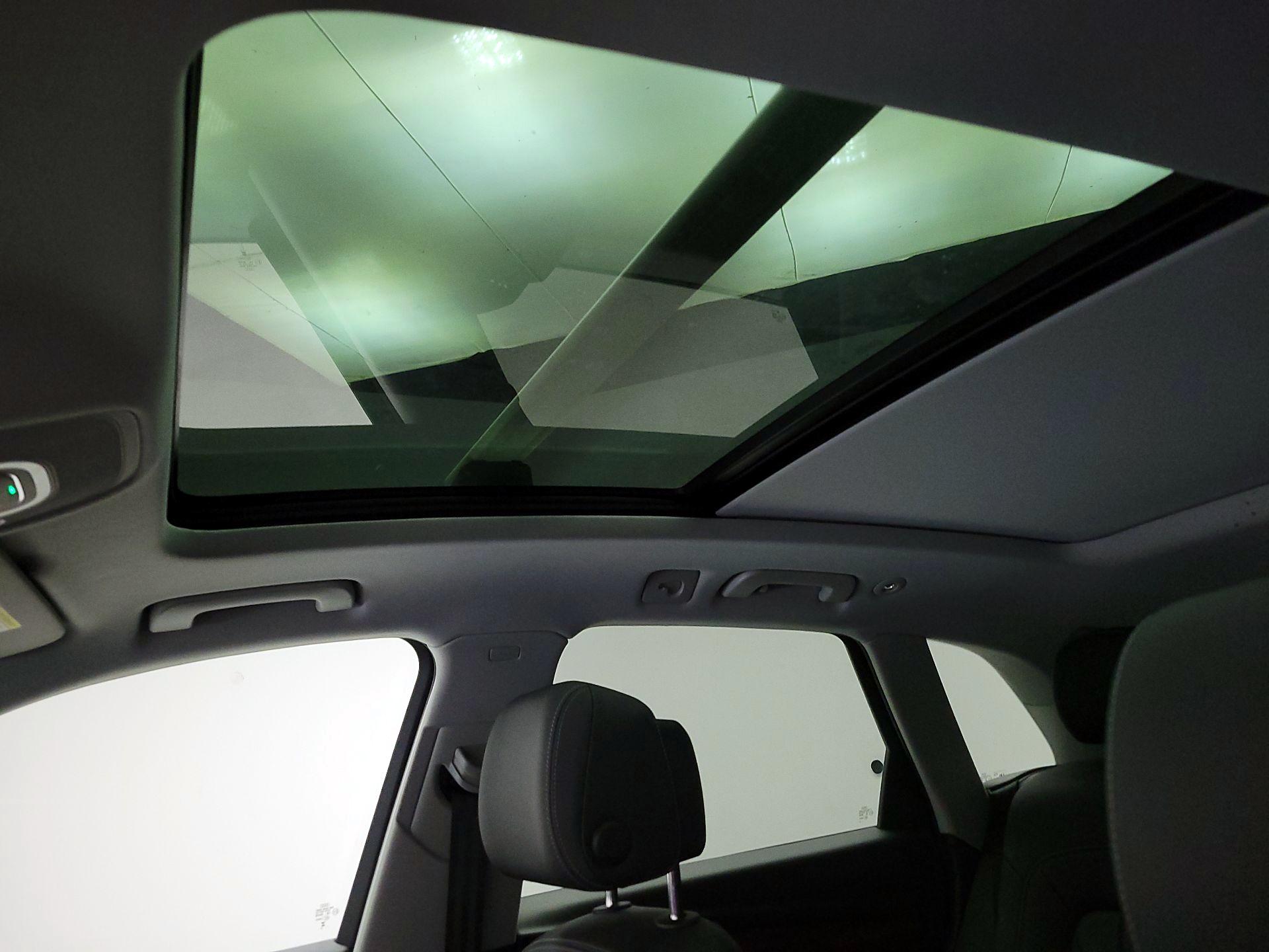 Thumbnail: 2023 Audi Q5 - 19