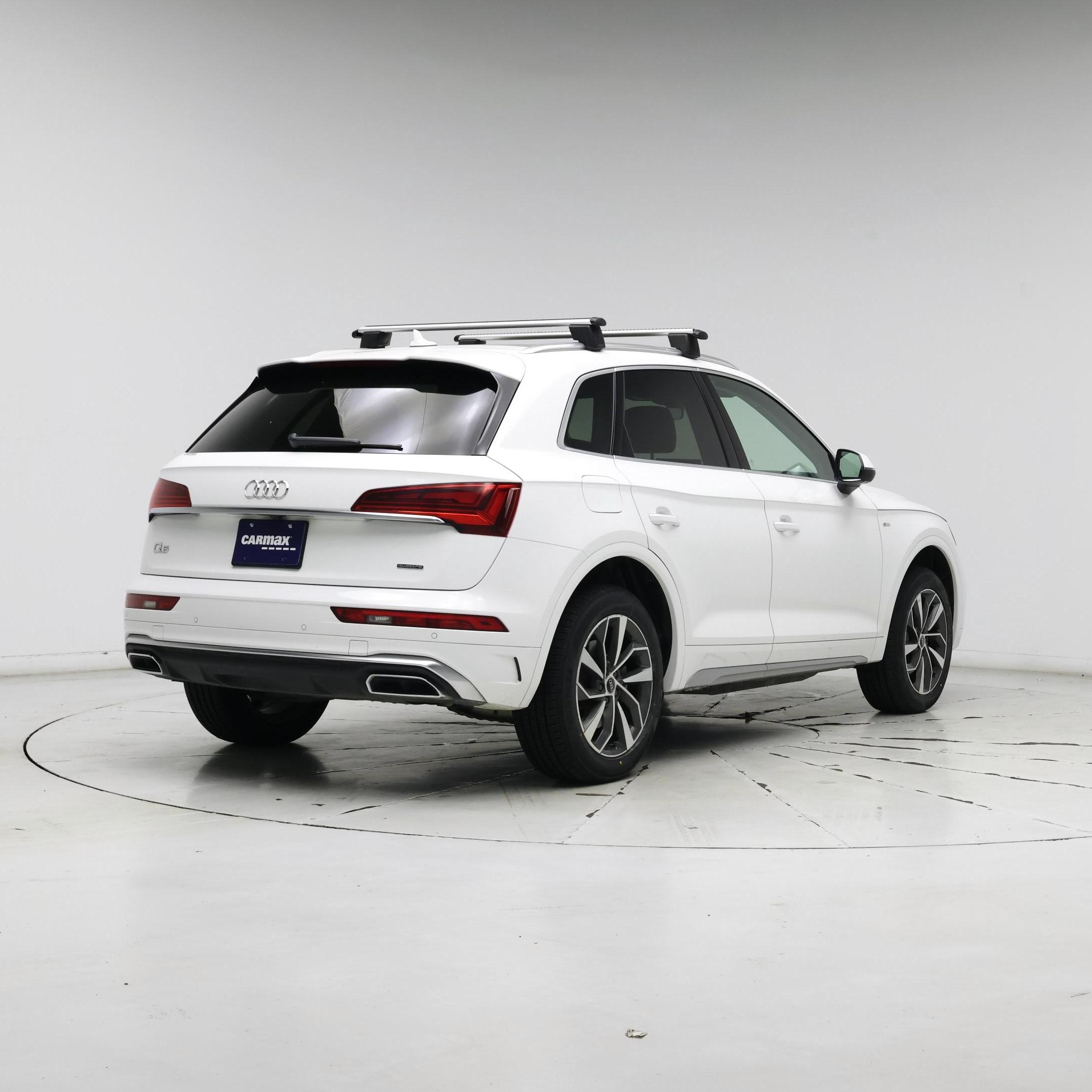 Thumbnail: 2023 Audi Q5 - 8