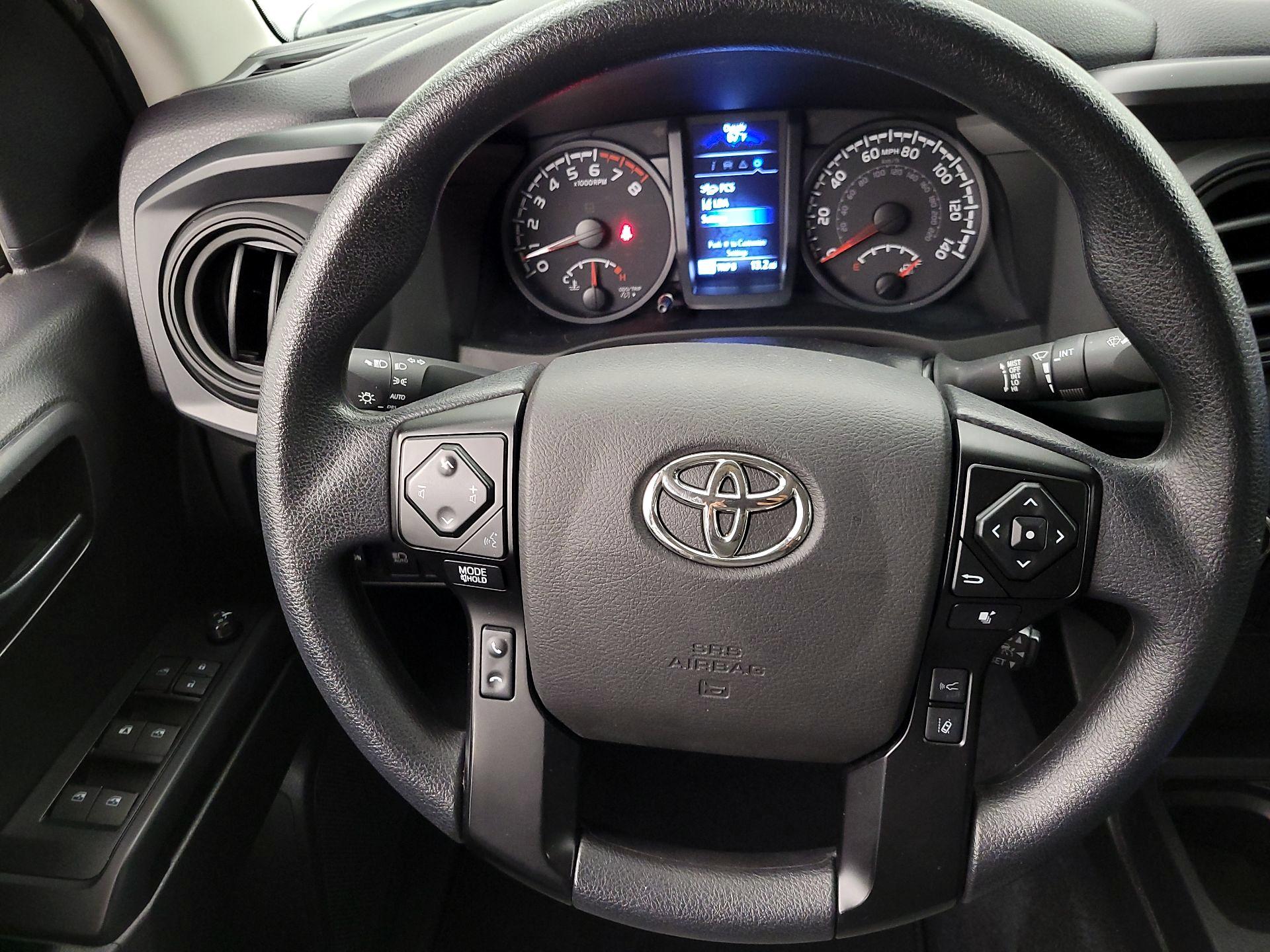 Thumbnail: 2022 Toyota Tacoma - 10