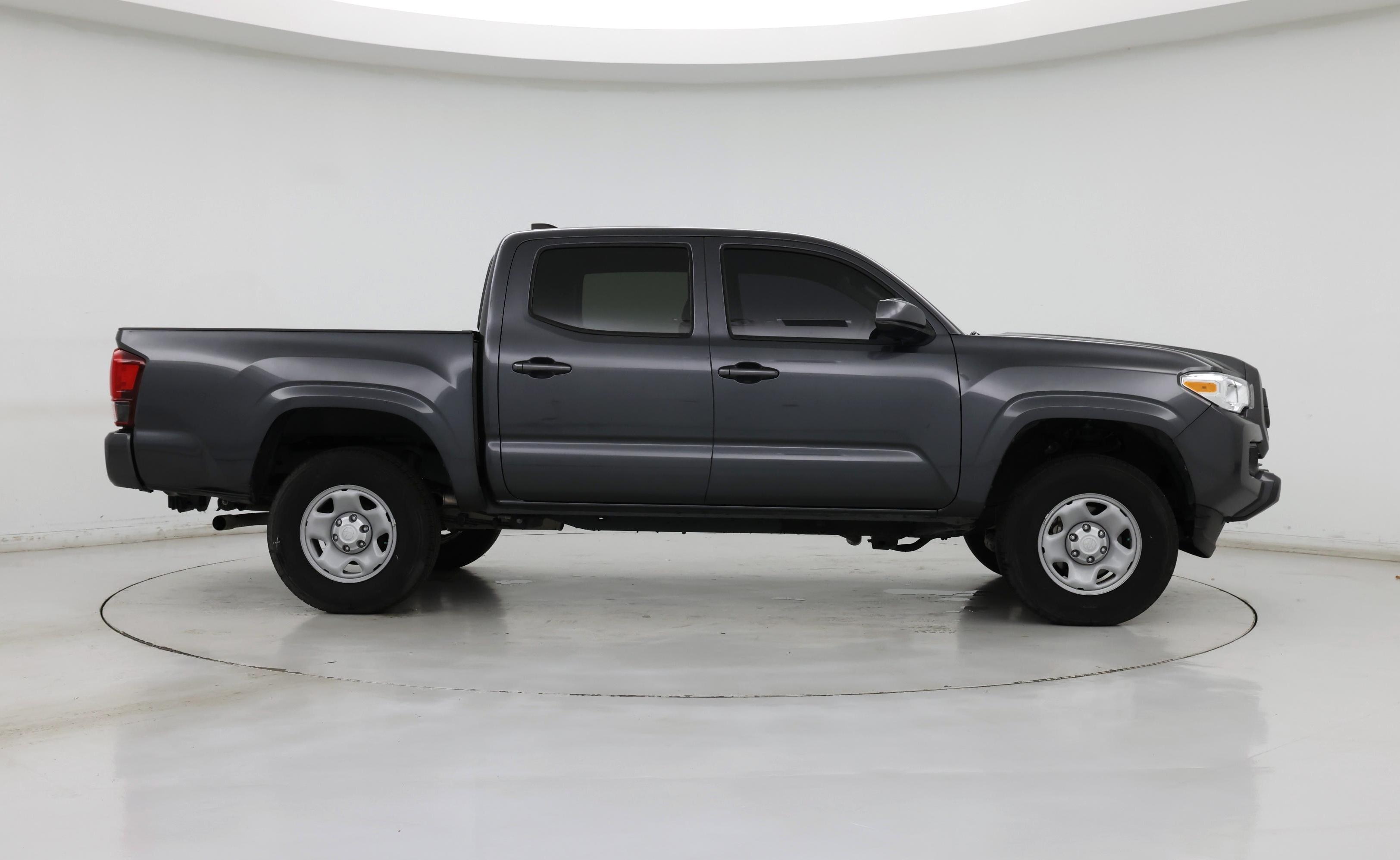 Thumbnail: 2022 Toyota Tacoma - 7
