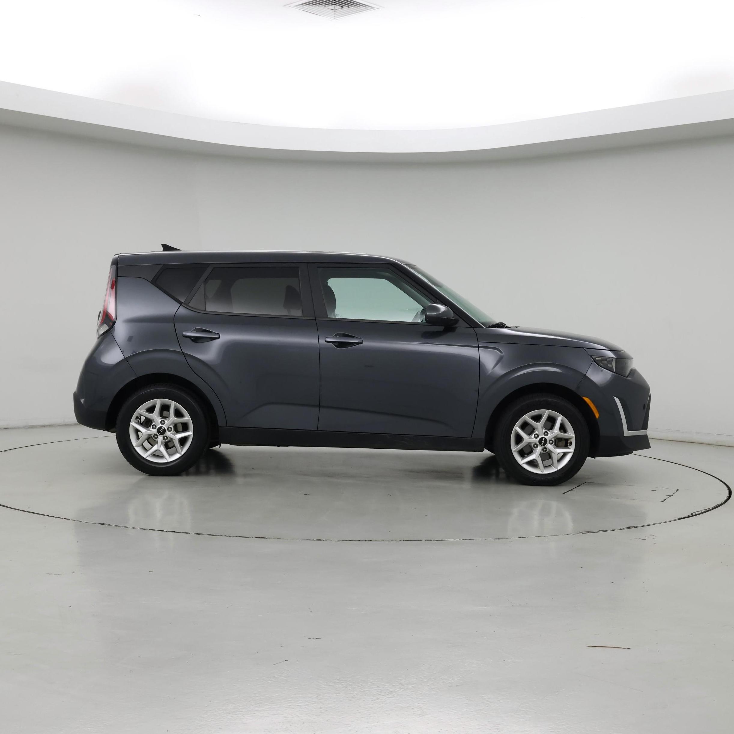 Thumbnail: 2023 Kia Soul - 7