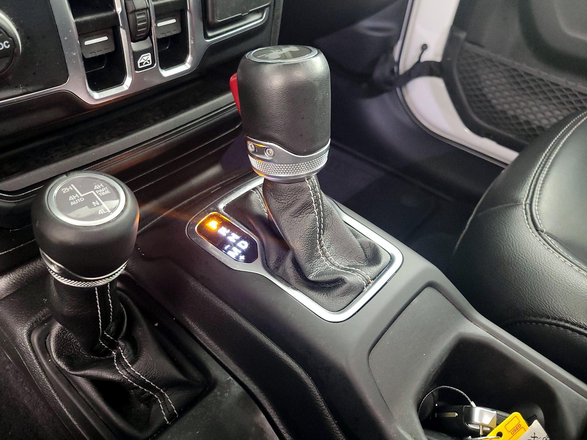 Thumbnail: 2023 Jeep Wrangler - 18