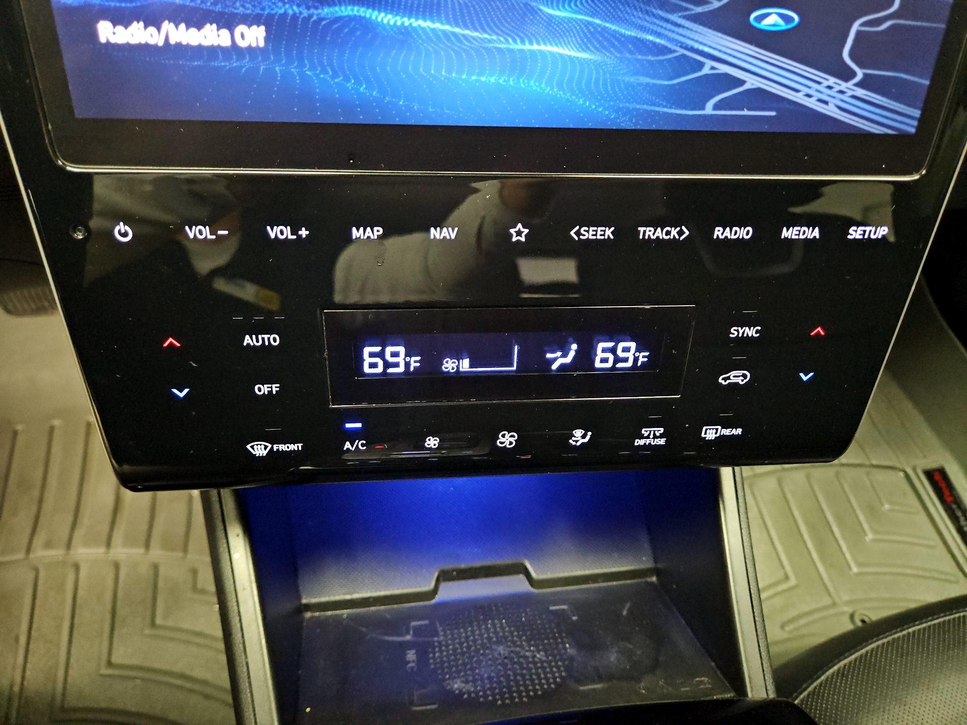 Thumbnail: 2022 Hyundai Tucson - 17