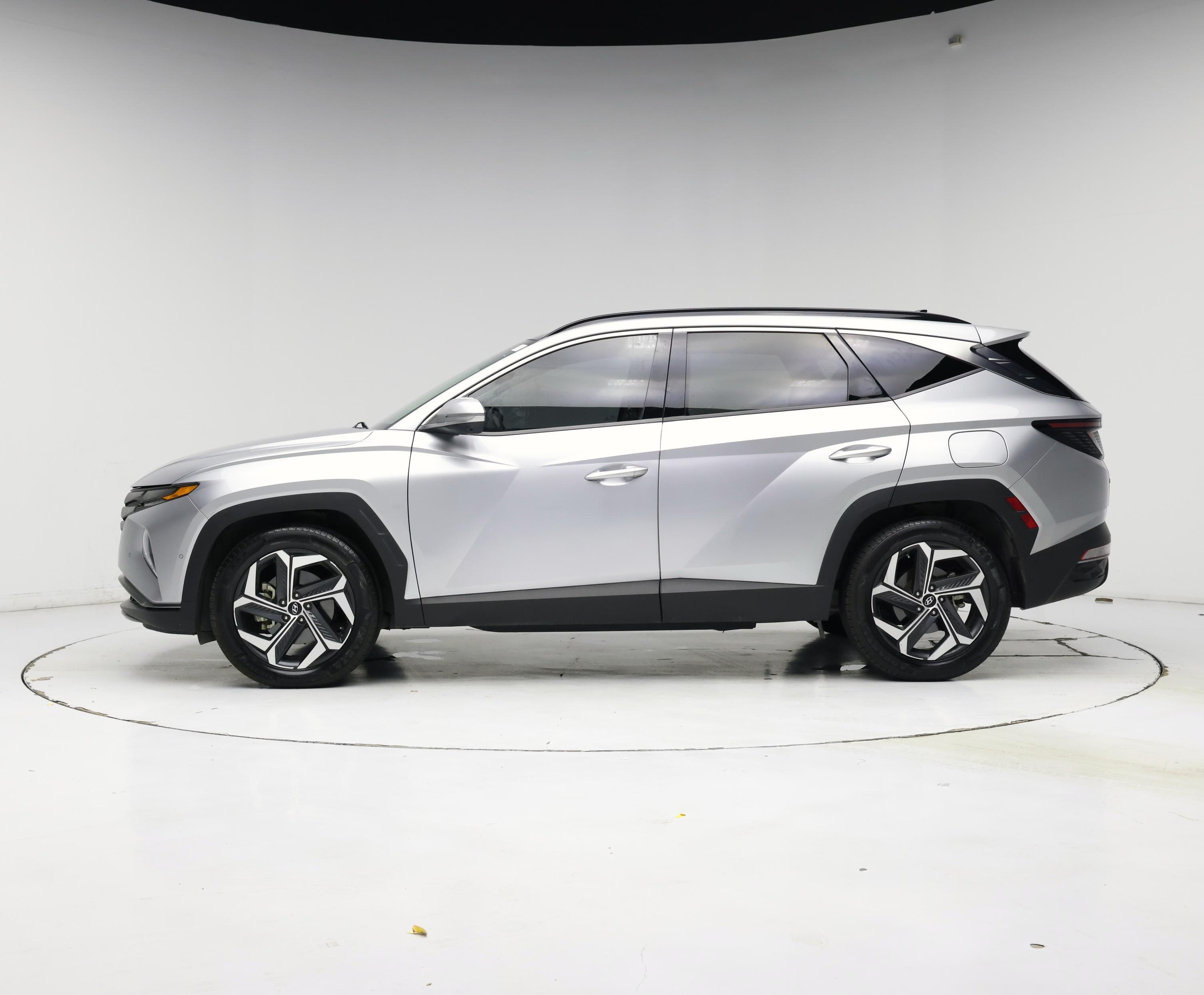 Thumbnail: 2022 Hyundai Tucson - 3