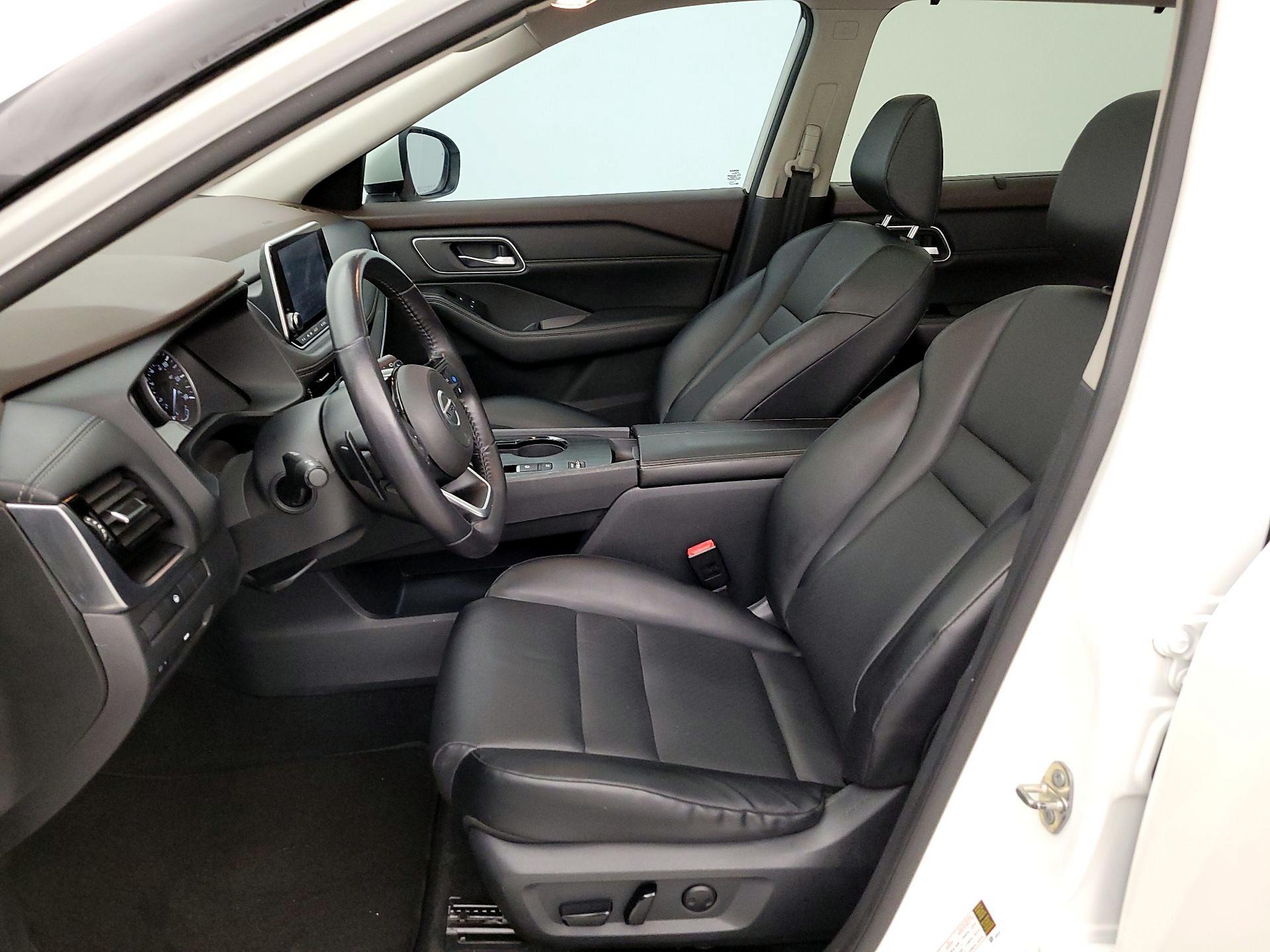 Thumbnail: 2021 Nissan Rogue - 11