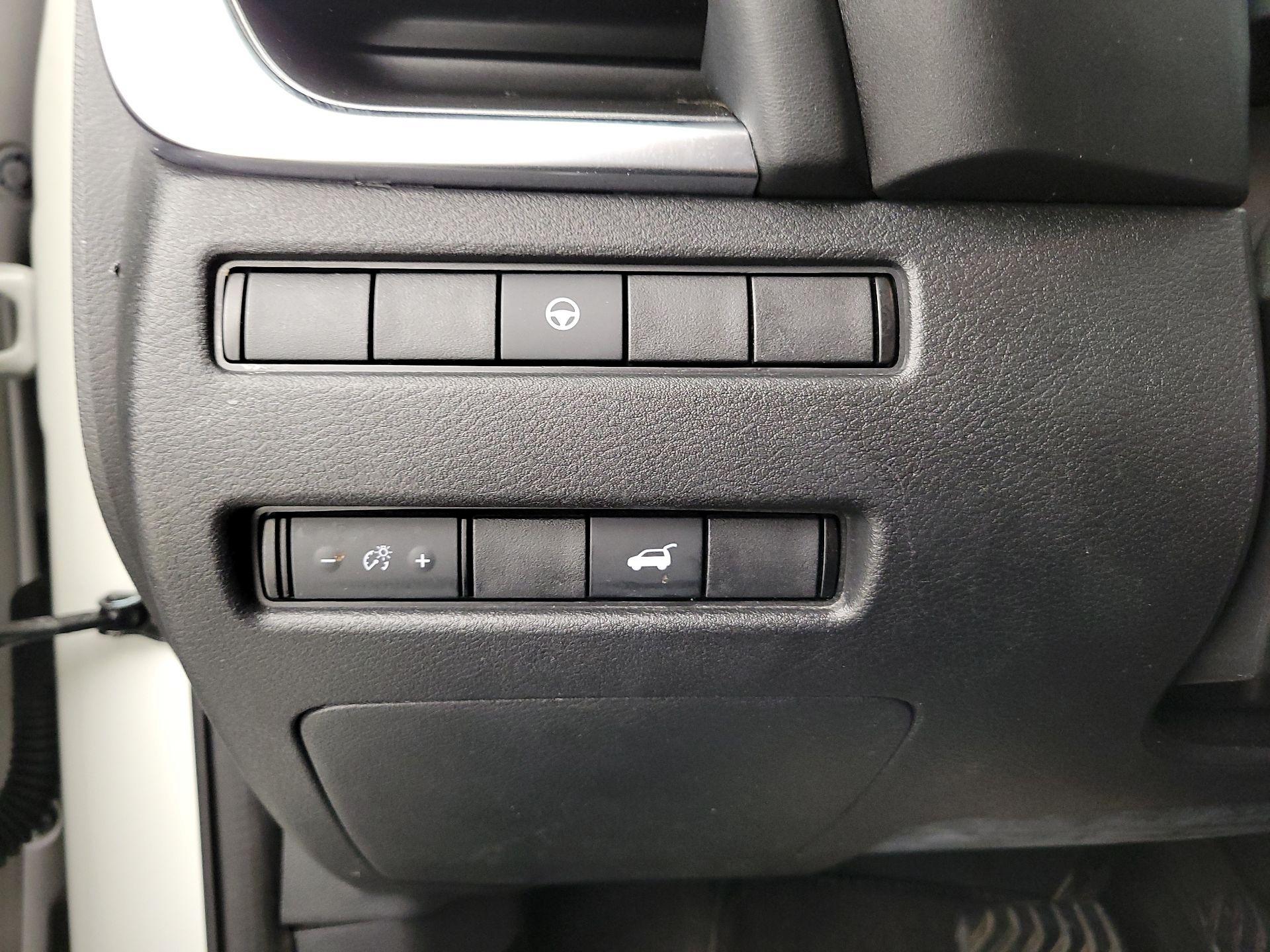 Thumbnail: 2021 Nissan Rogue - 13