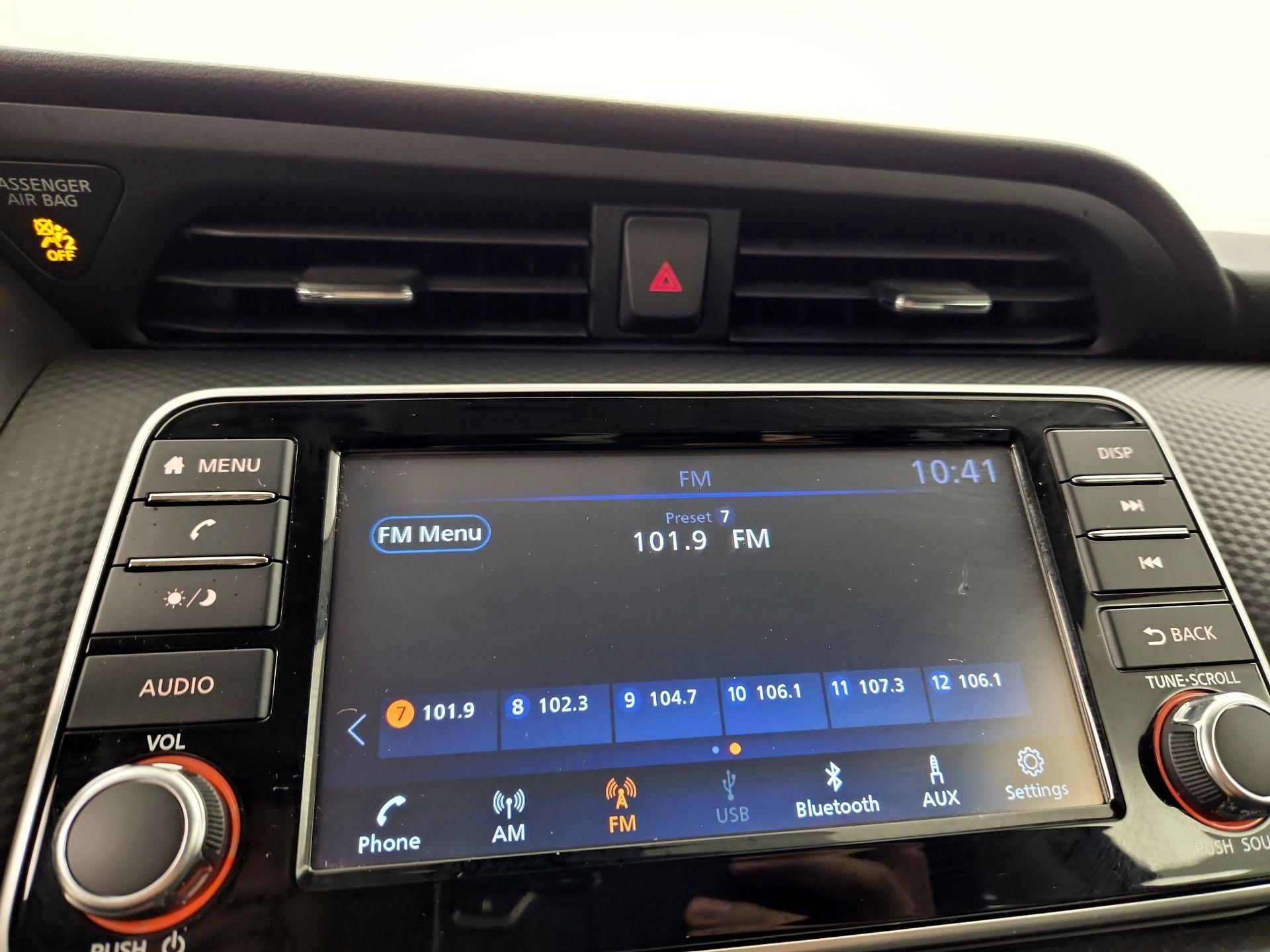 Thumbnail: 2023 Nissan Kicks - 15