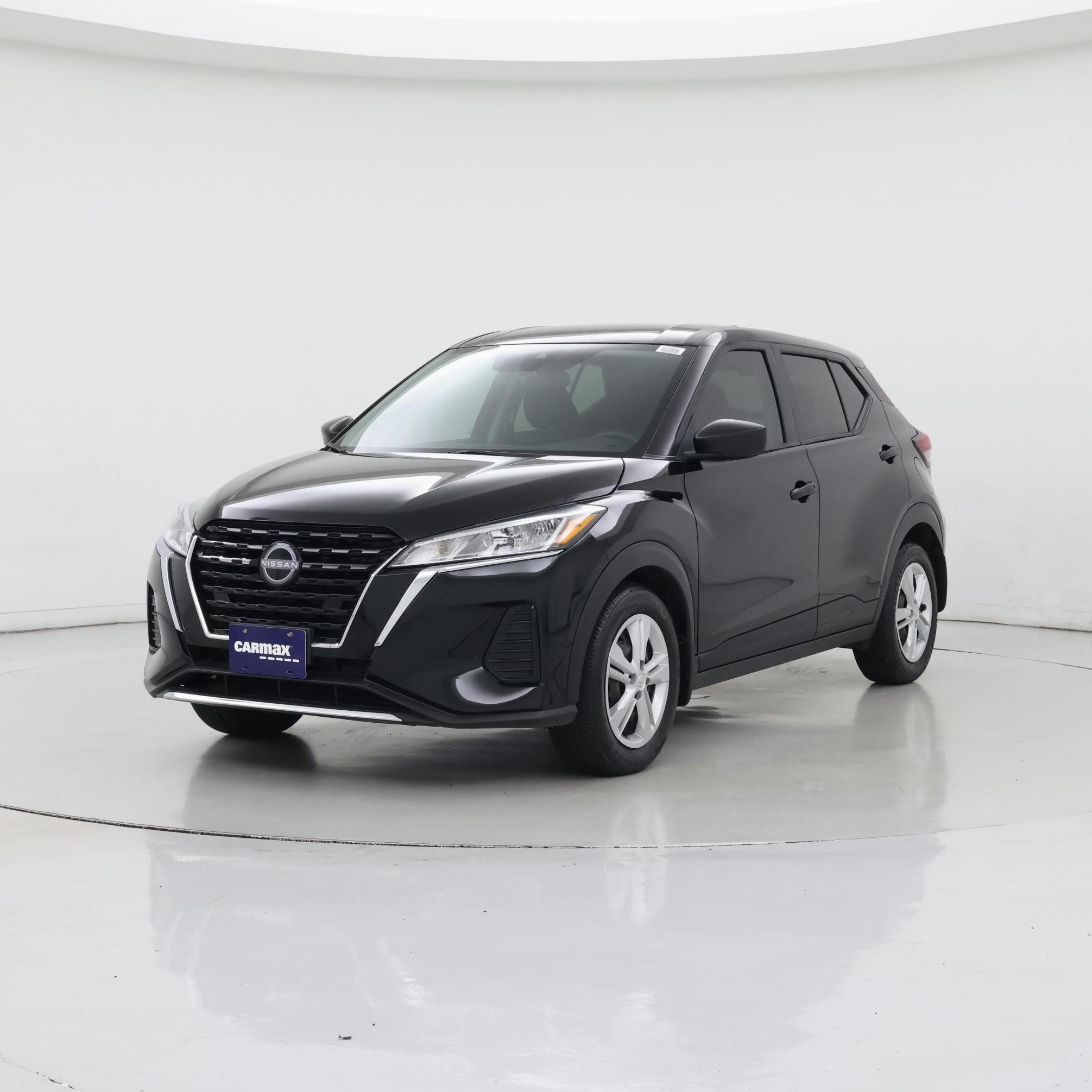Thumbnail: 2023 Nissan Kicks - 4
