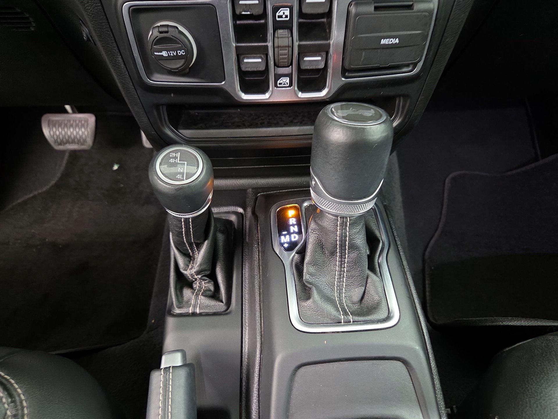 Thumbnail: 2021 Jeep Wrangler - 17