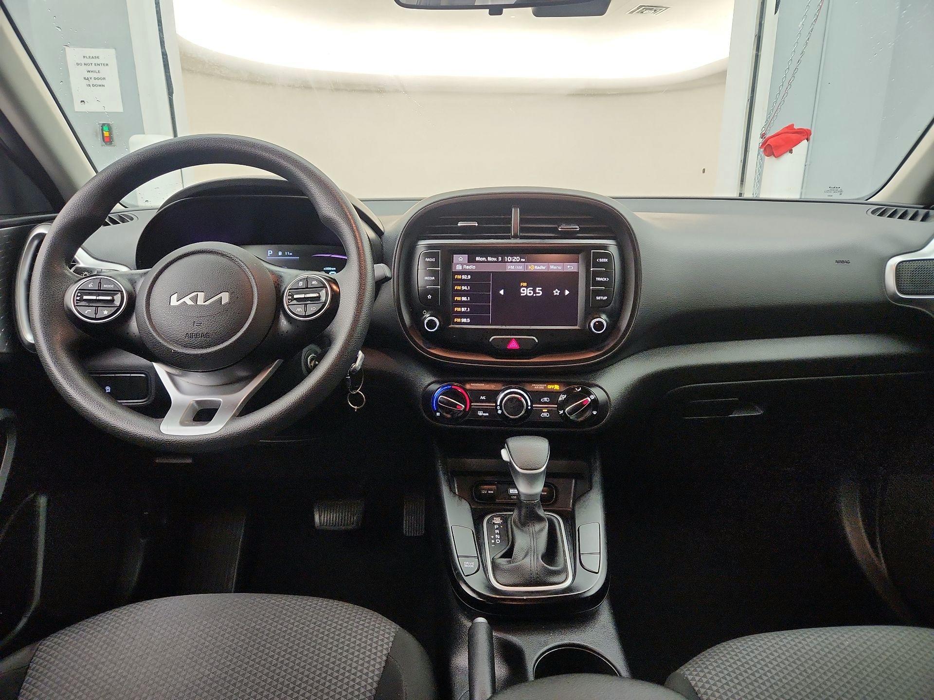 Thumbnail: 2023 Kia Soul - 9