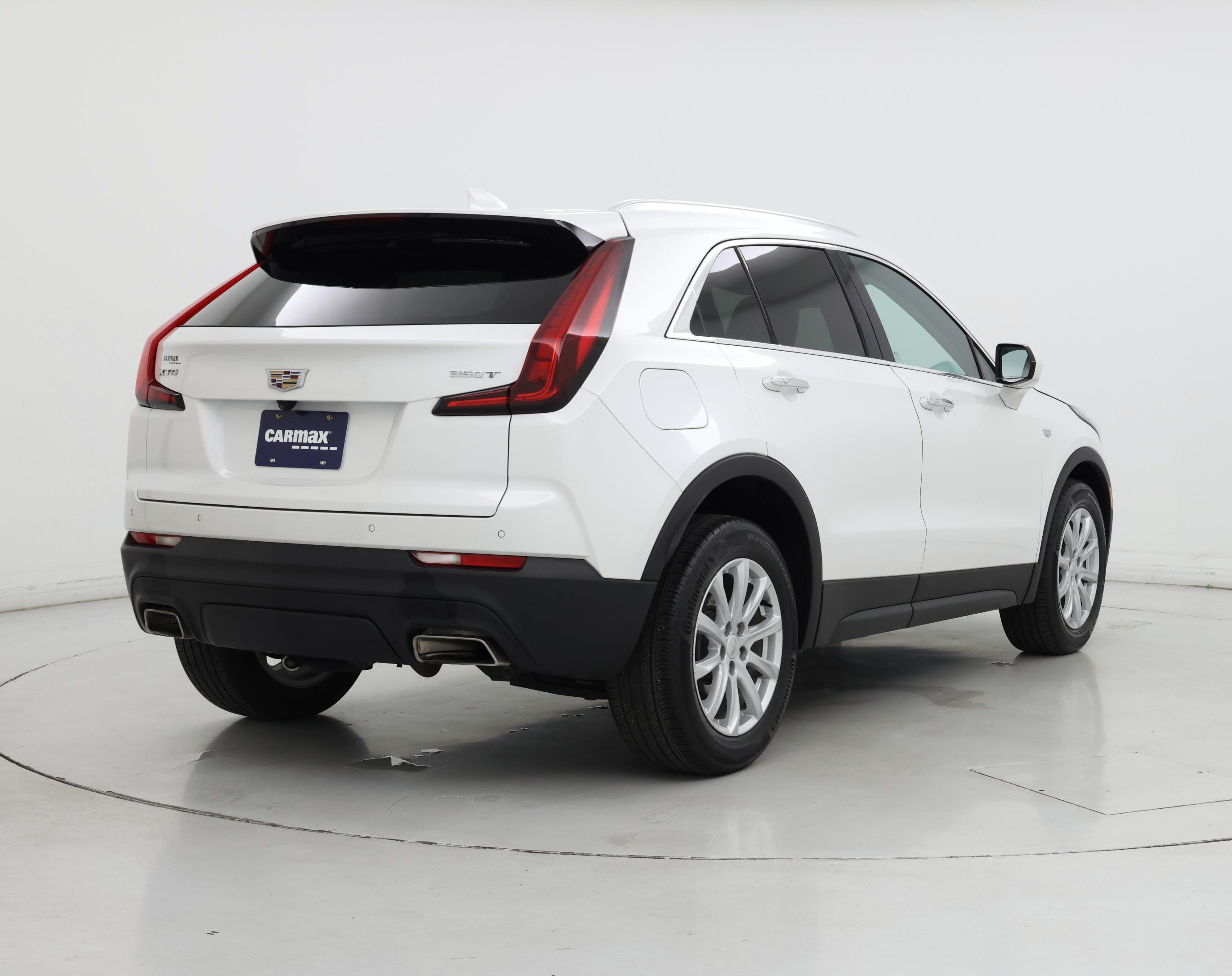 Thumbnail: 2022 Cadillac XT4 - 8