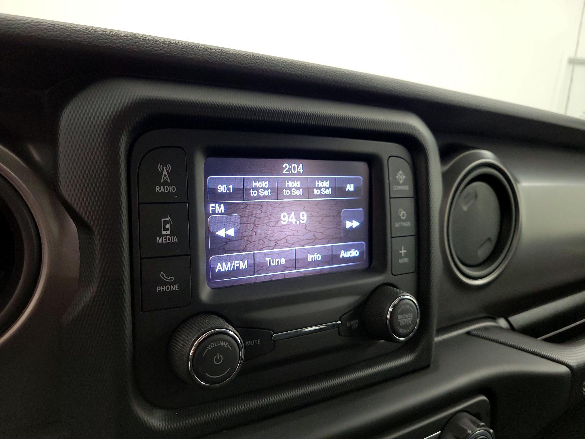 Thumbnail: 2021 Jeep Wrangler - 15