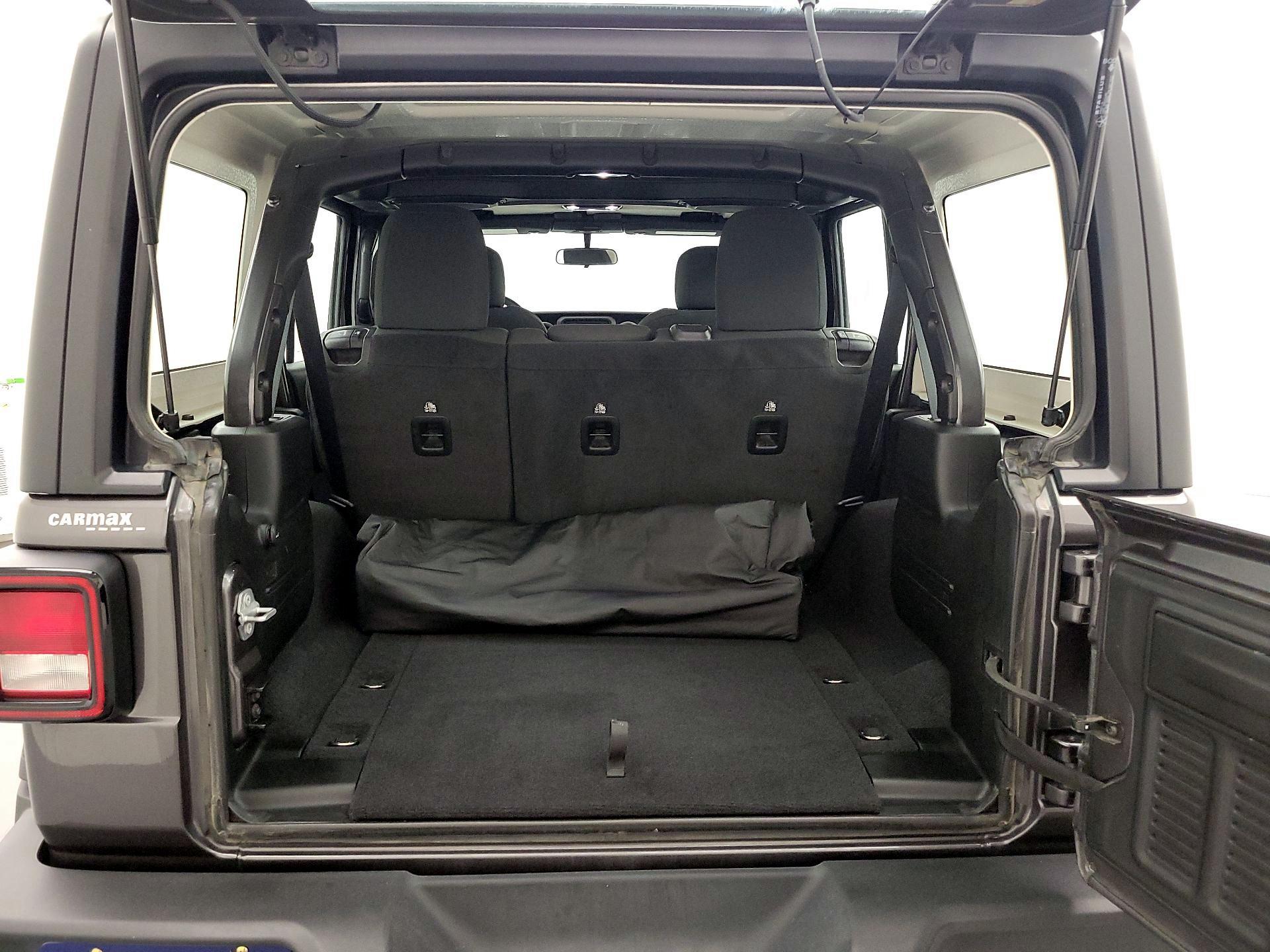 Thumbnail: 2021 Jeep Wrangler - 20