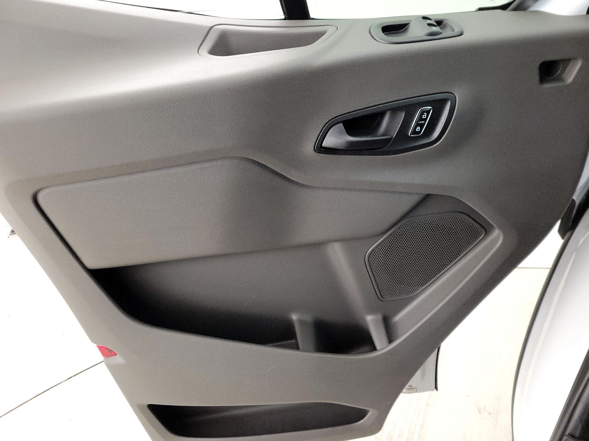 Thumbnail: 2023 Ford Econoline - 12