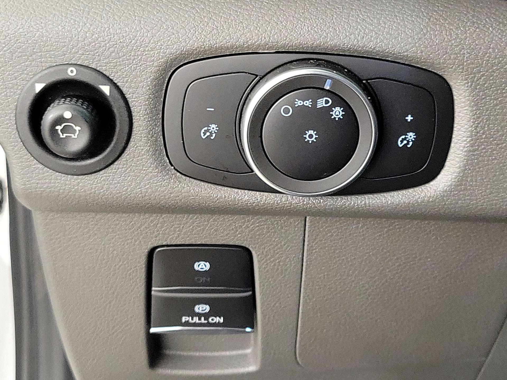 Thumbnail: 2023 Ford Econoline - 13