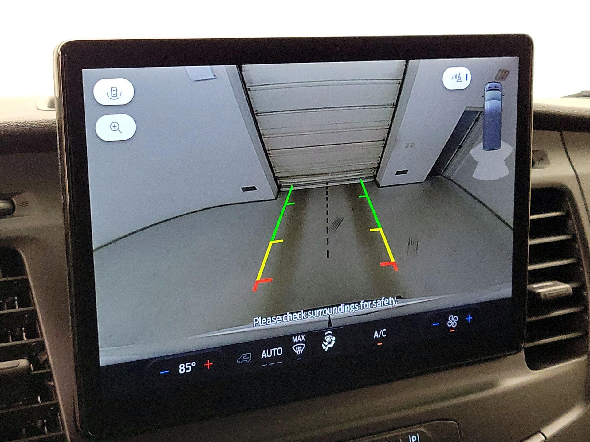 Thumbnail: 2023 Ford Econoline - 15