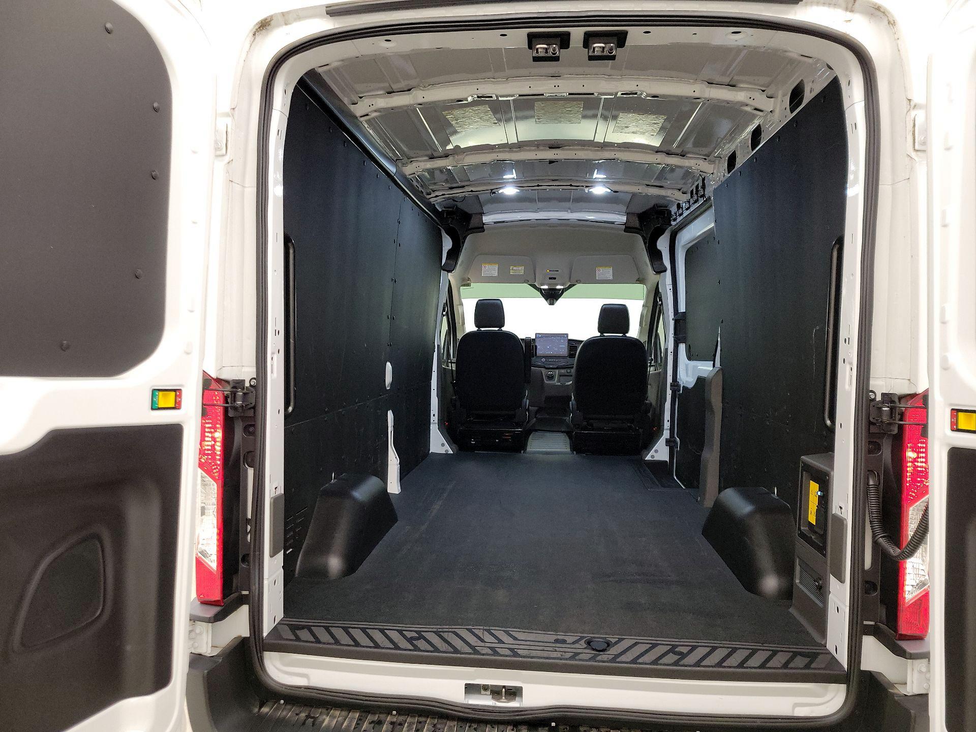 Thumbnail: 2023 Ford Econoline - 20