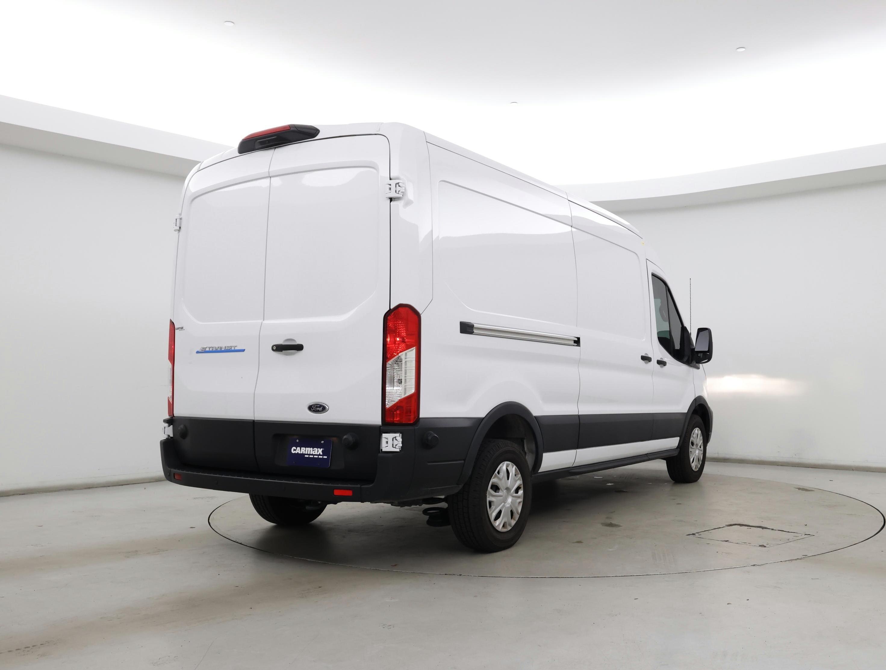 Thumbnail: 2023 Ford Econoline - 8