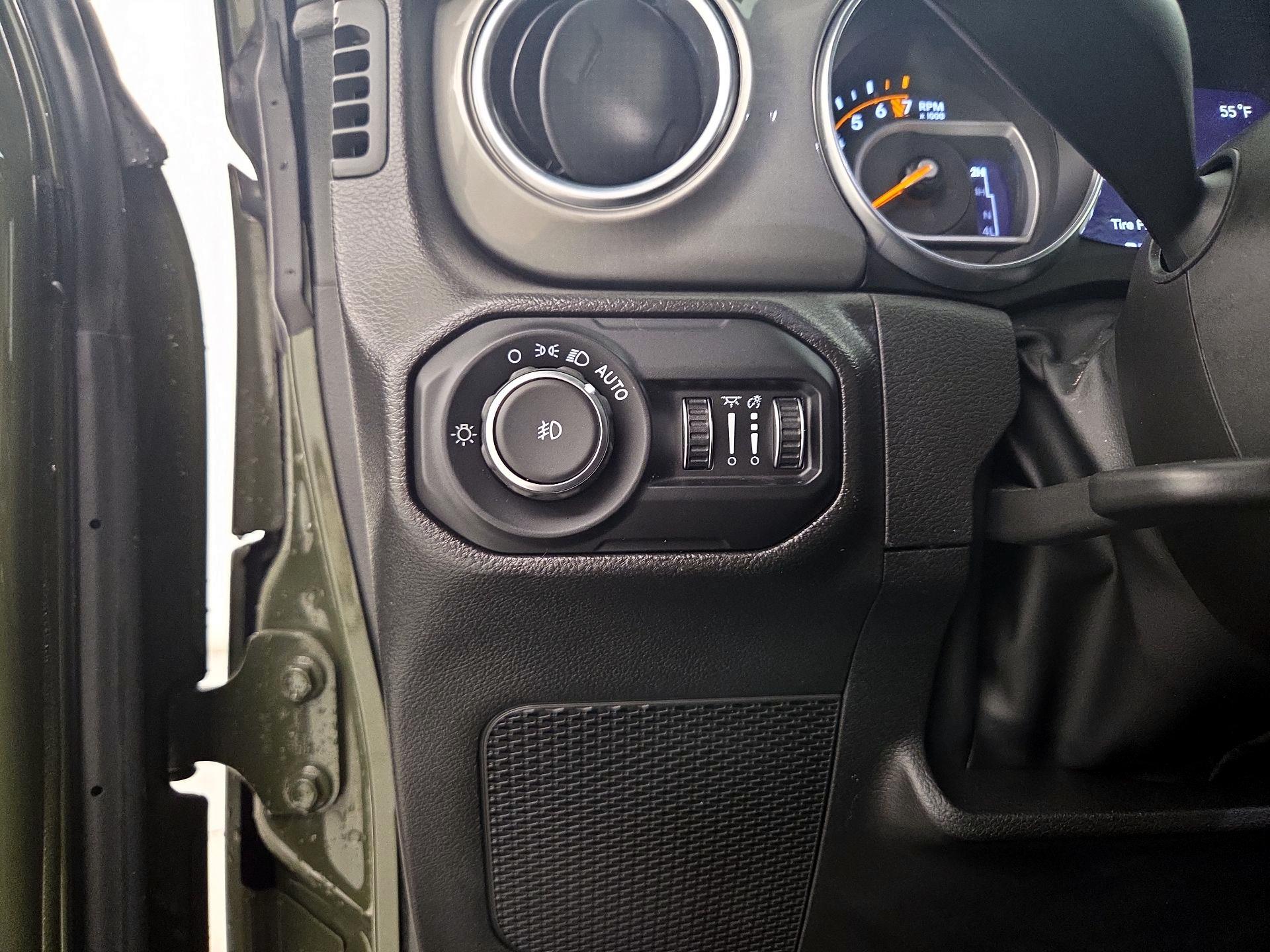 Thumbnail: 2022 Jeep Wrangler - 13