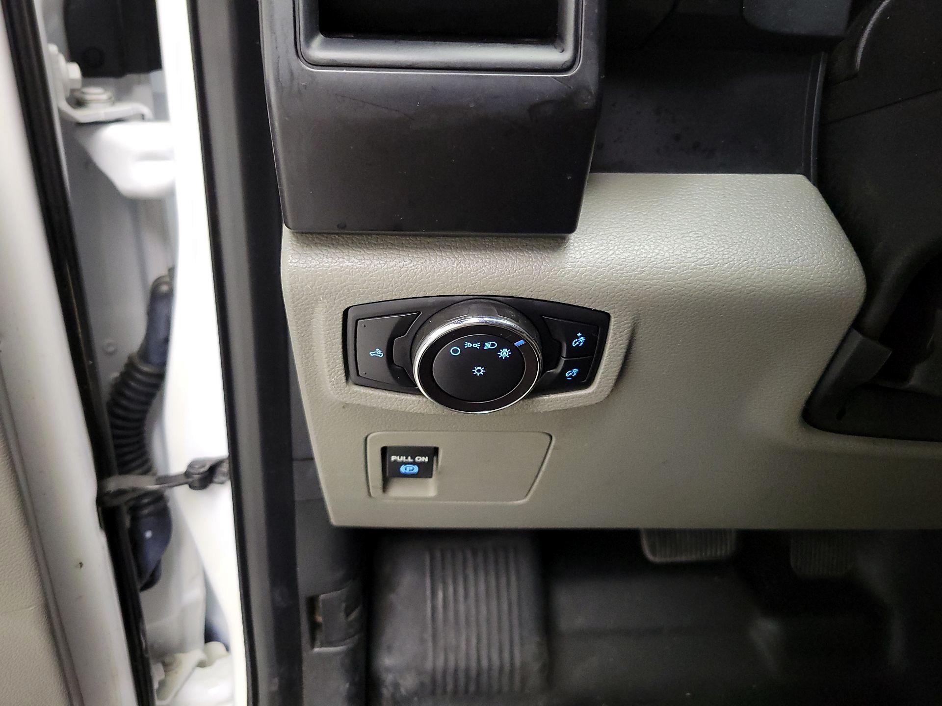 Thumbnail: 2017 Ford F-150 - 13