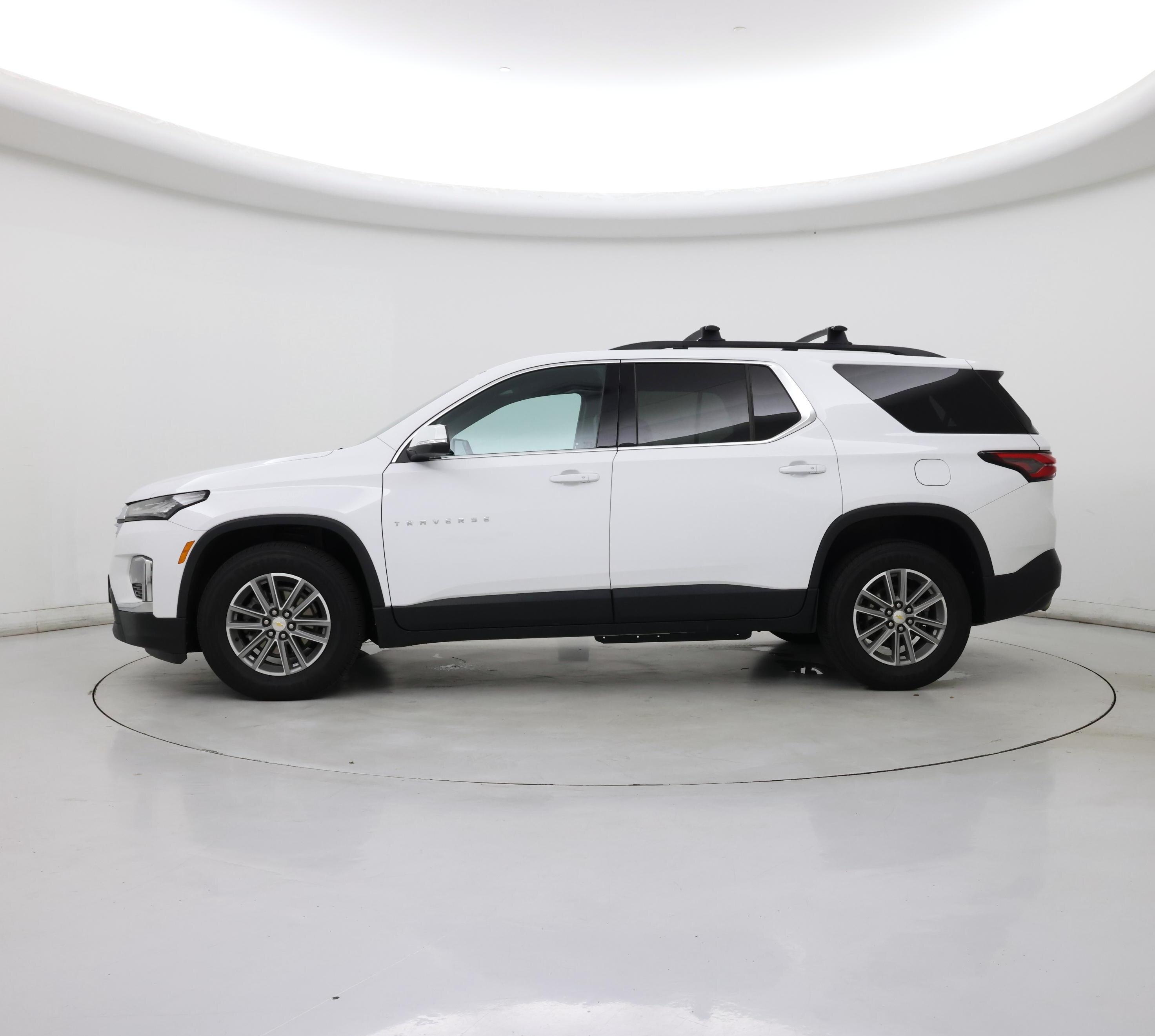 Thumbnail: 2022 Chevrolet Traverse - 3