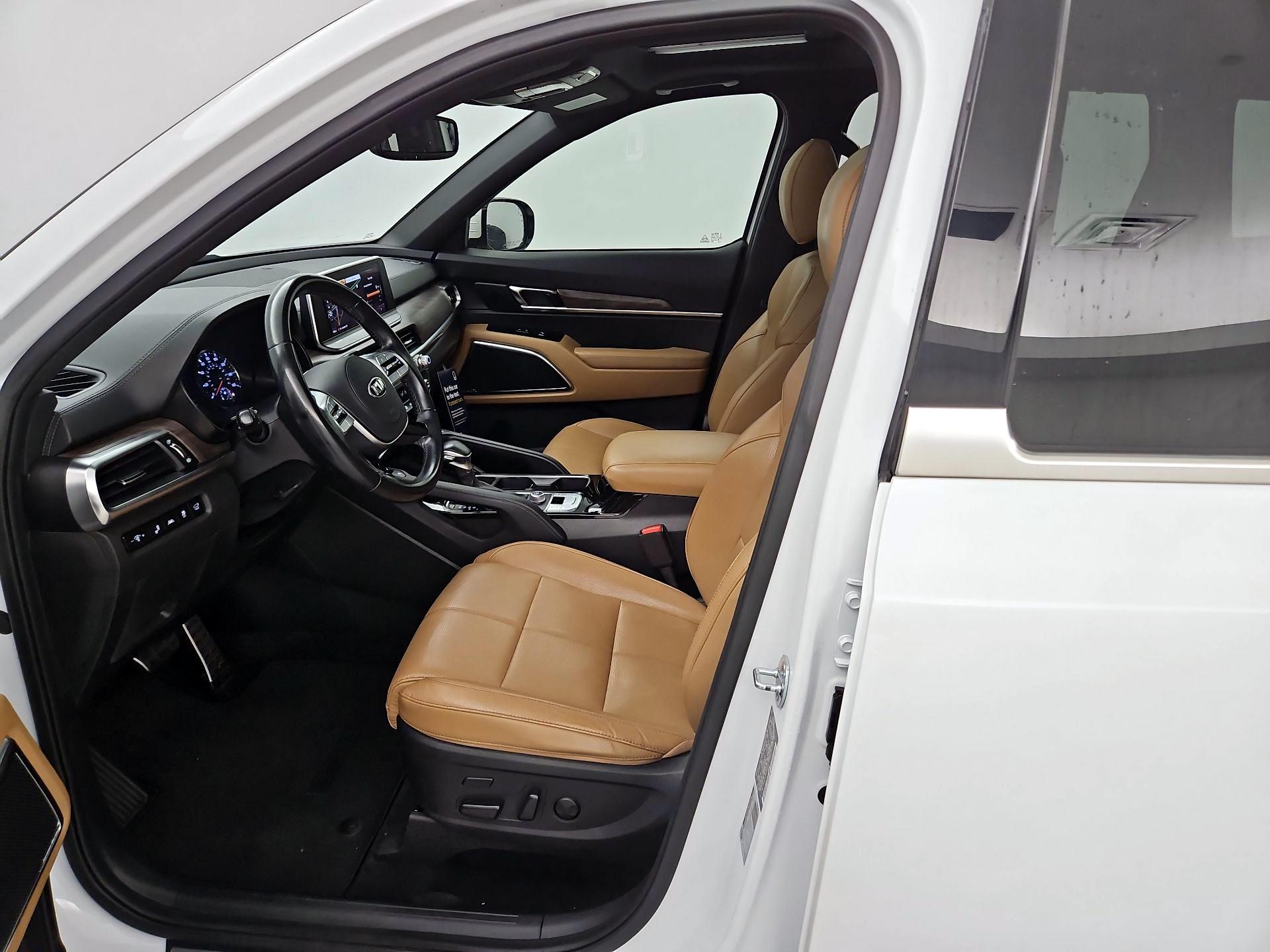Thumbnail: 2021 Kia Telluride - 11