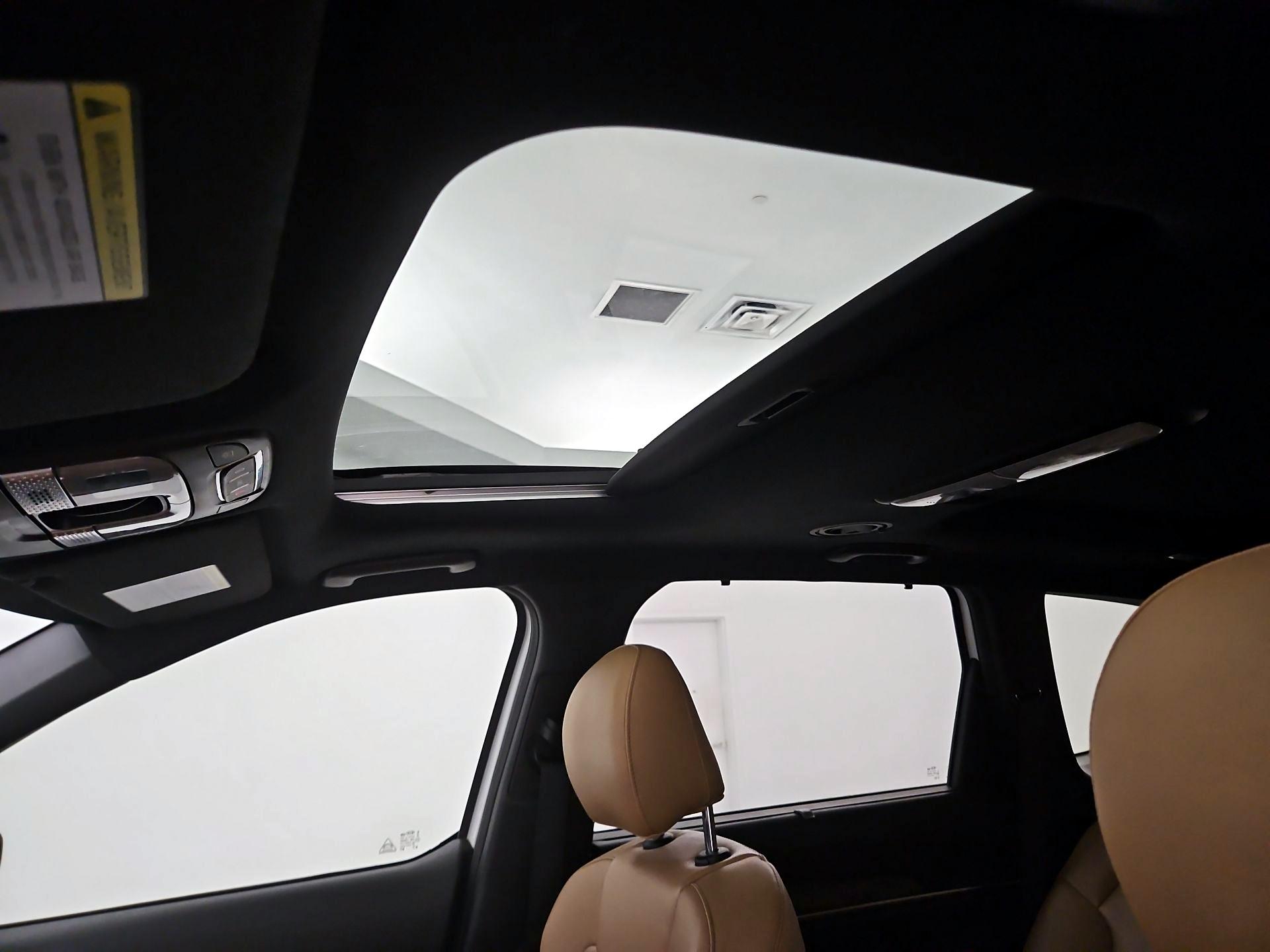Thumbnail: 2021 Kia Telluride - 20