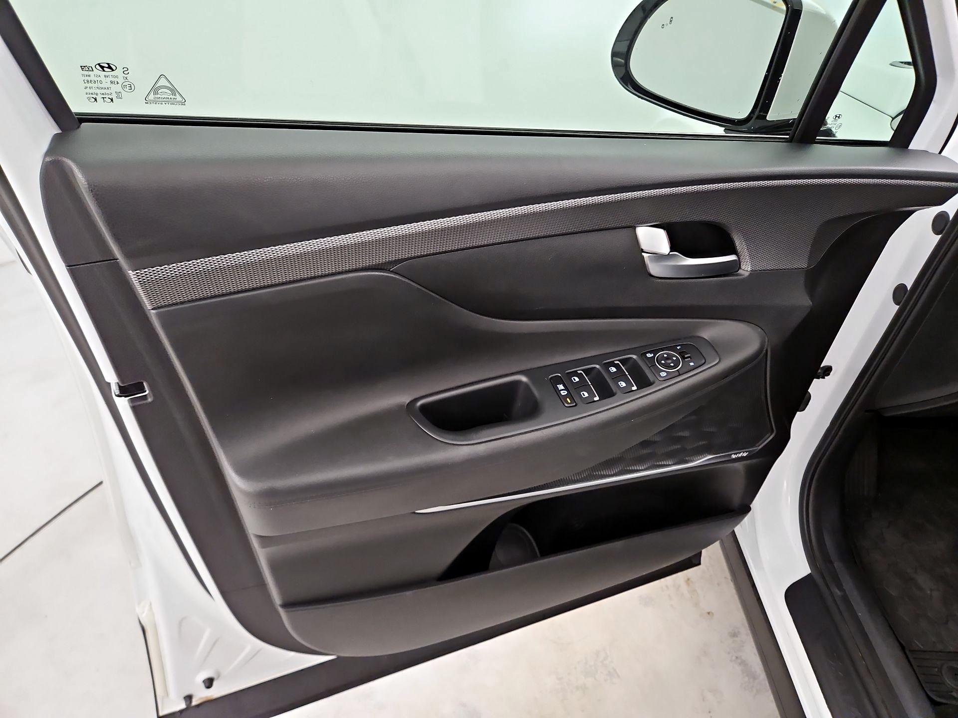 Thumbnail: 2020 Hyundai Santa Fe - 12