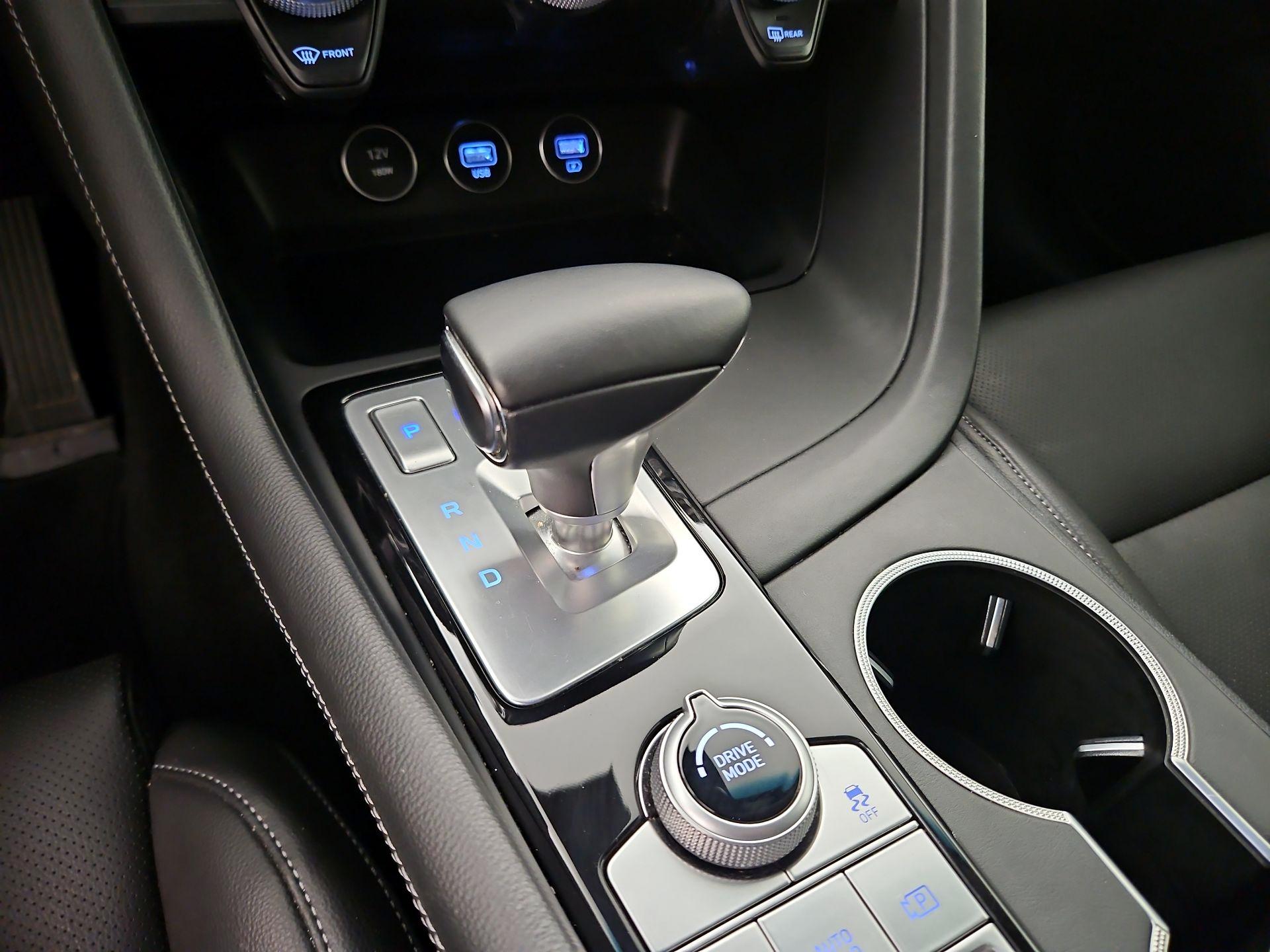 Thumbnail: 2022 Genesis G70 - 18