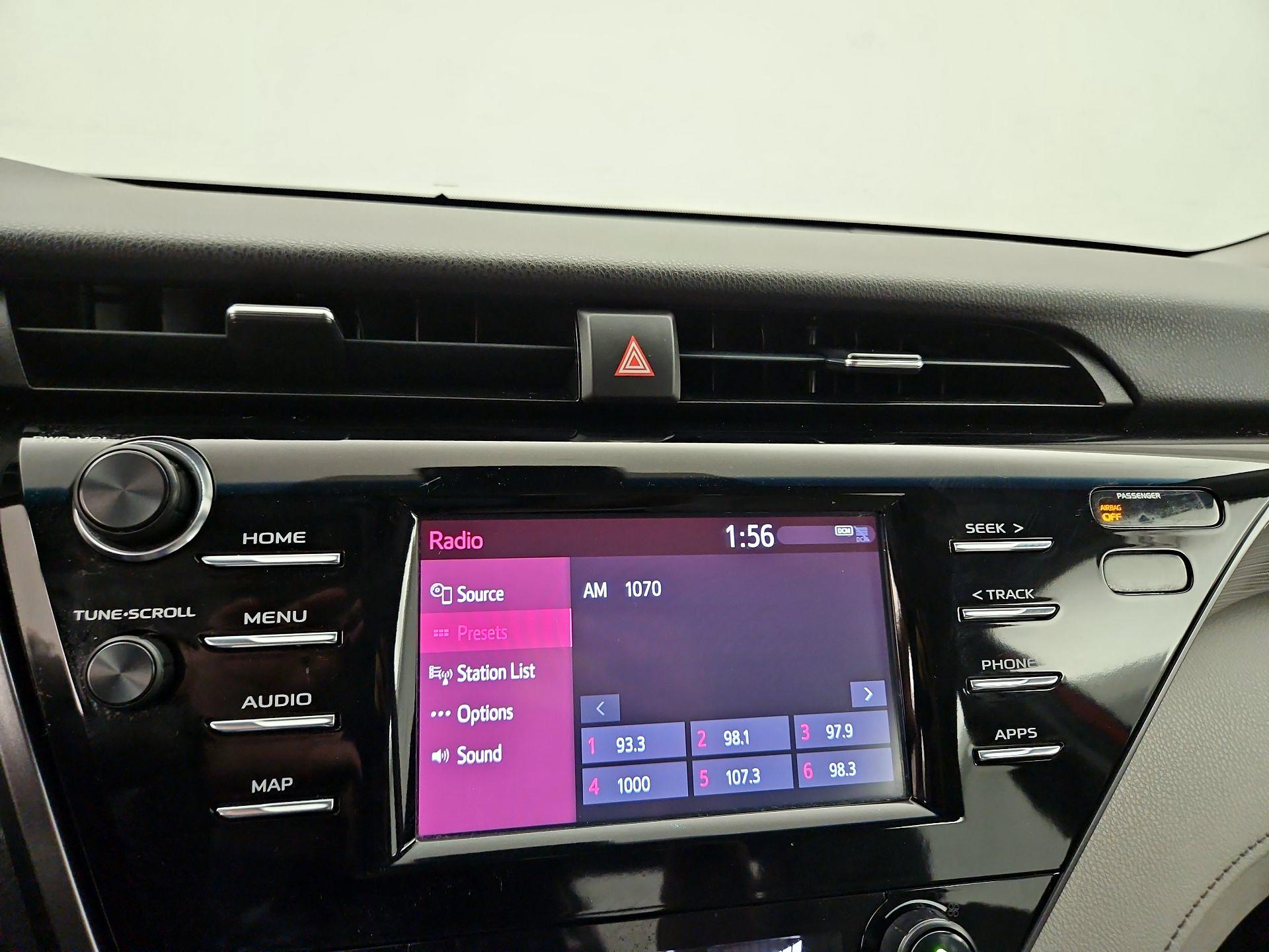 Thumbnail: 2019 Toyota Camry - 15