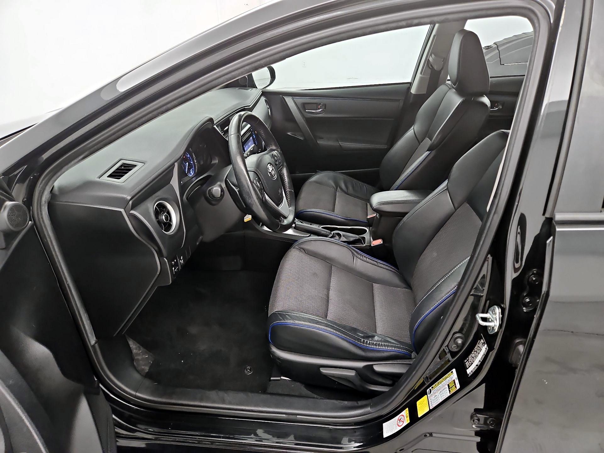 Thumbnail: 2019 Toyota Corolla - 11