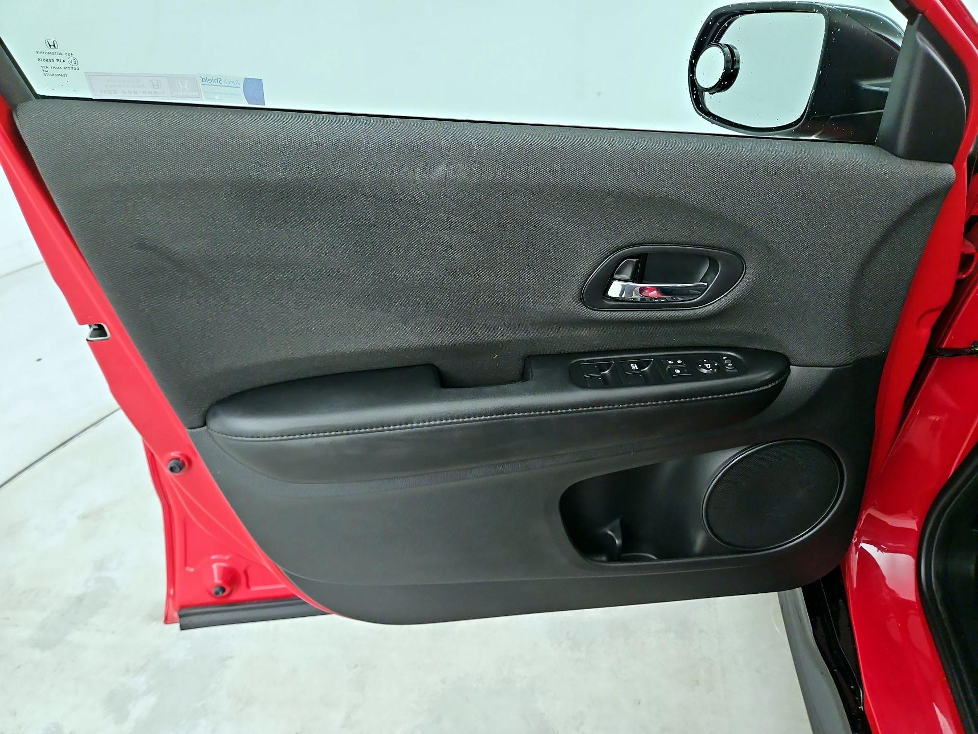 Thumbnail: 2022 Honda HR-V - 12