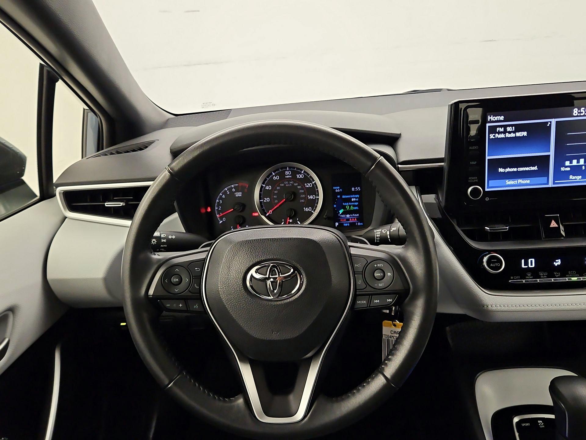 Thumbnail: 2022 Toyota Corolla - 10