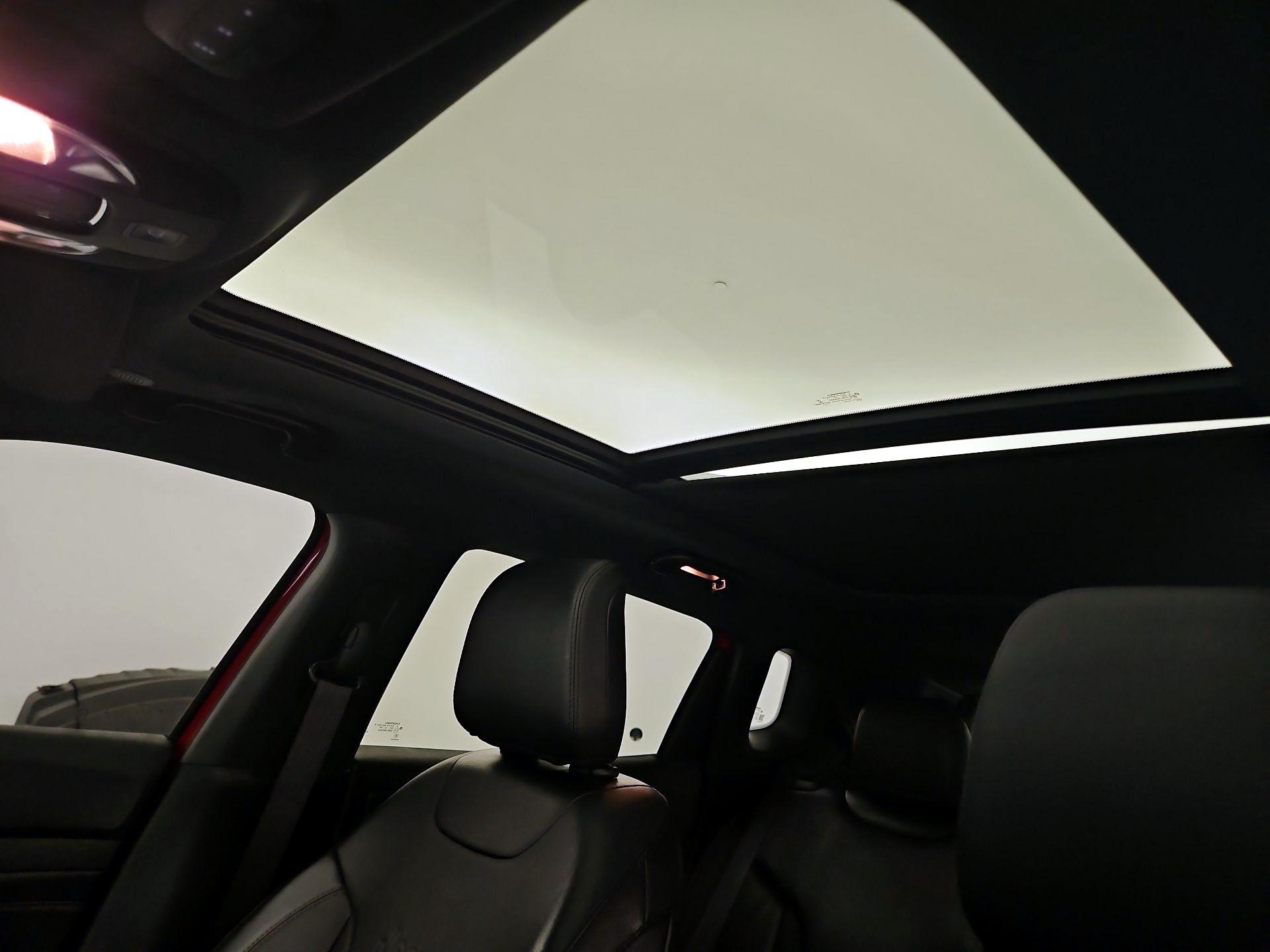 Thumbnail: 2022 Jeep Compass - 20