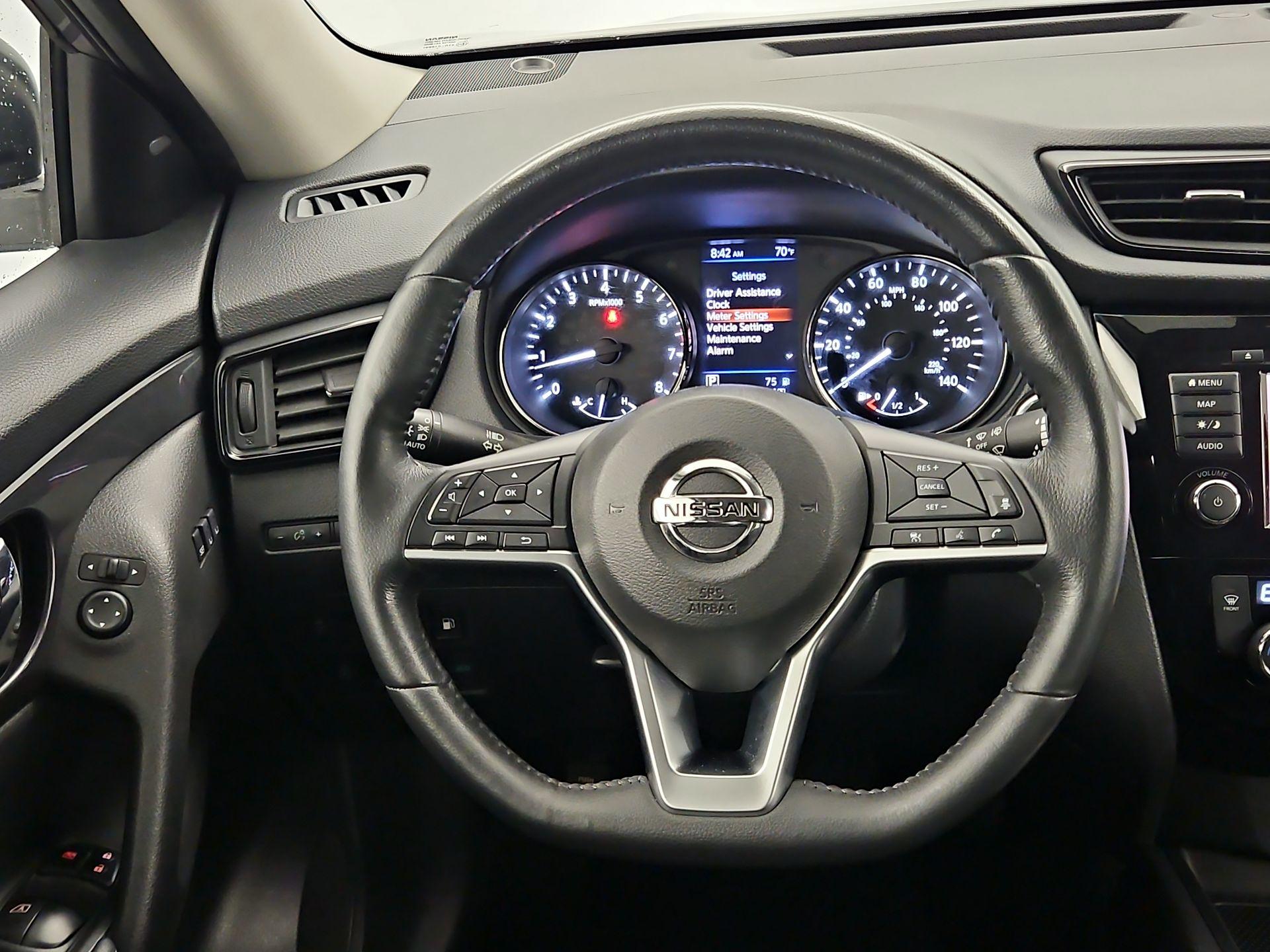 Thumbnail: 2018 Nissan Rogue - 10