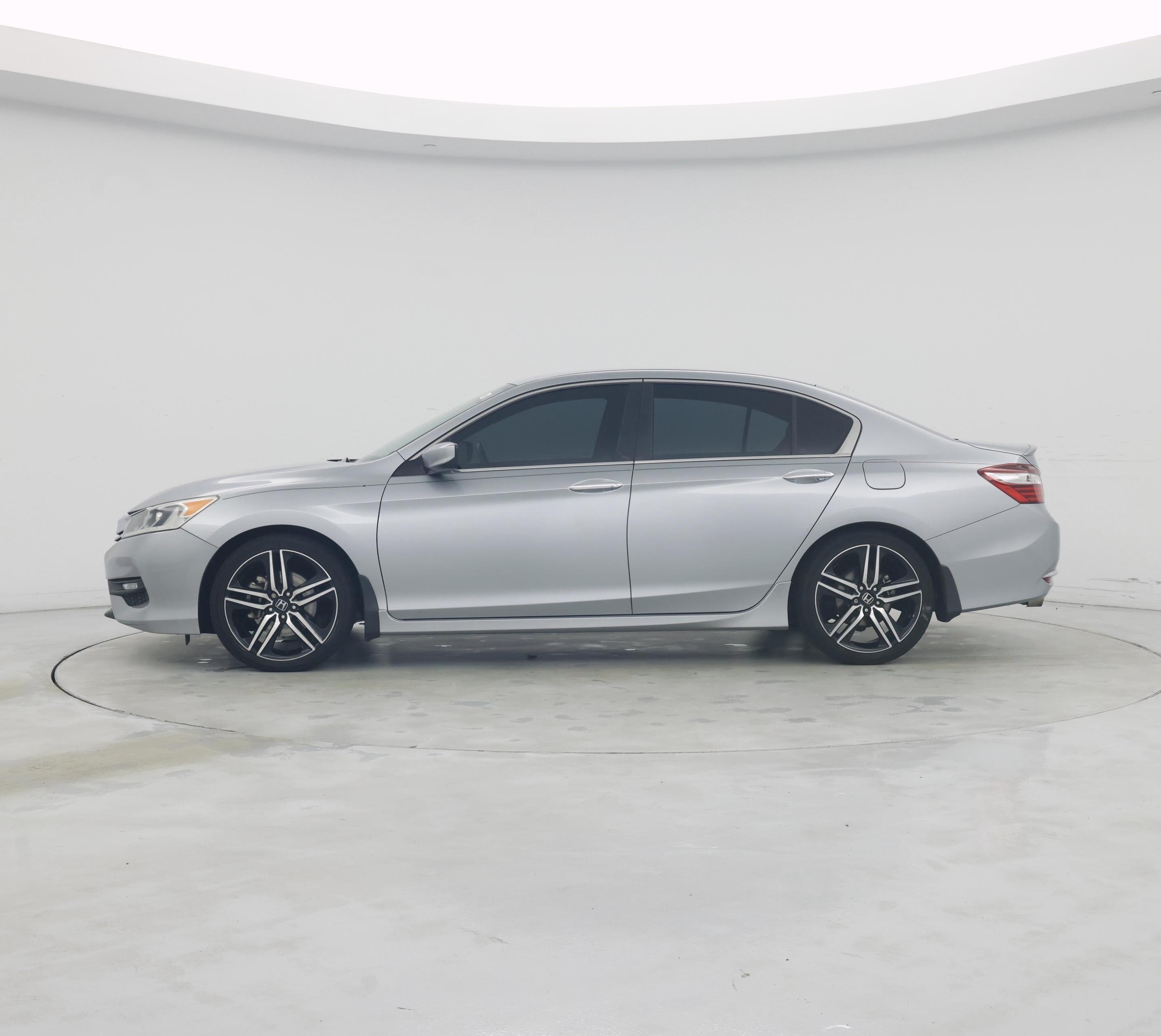 Thumbnail: 2017 Honda Accord - 3