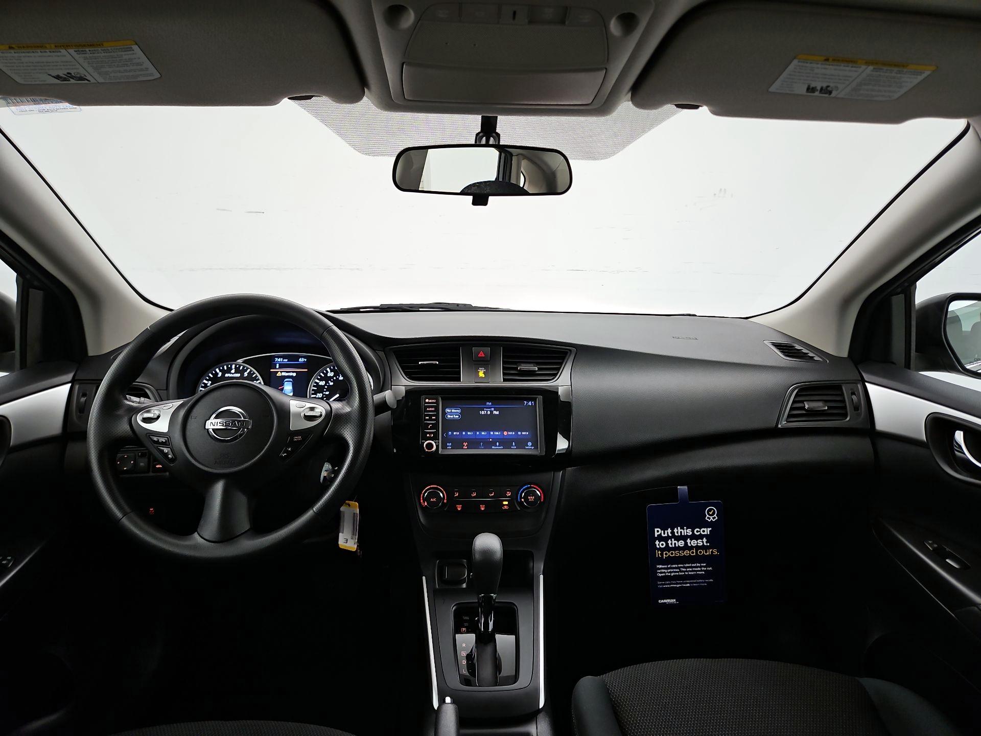 Thumbnail: 2019 Nissan Sentra - 9