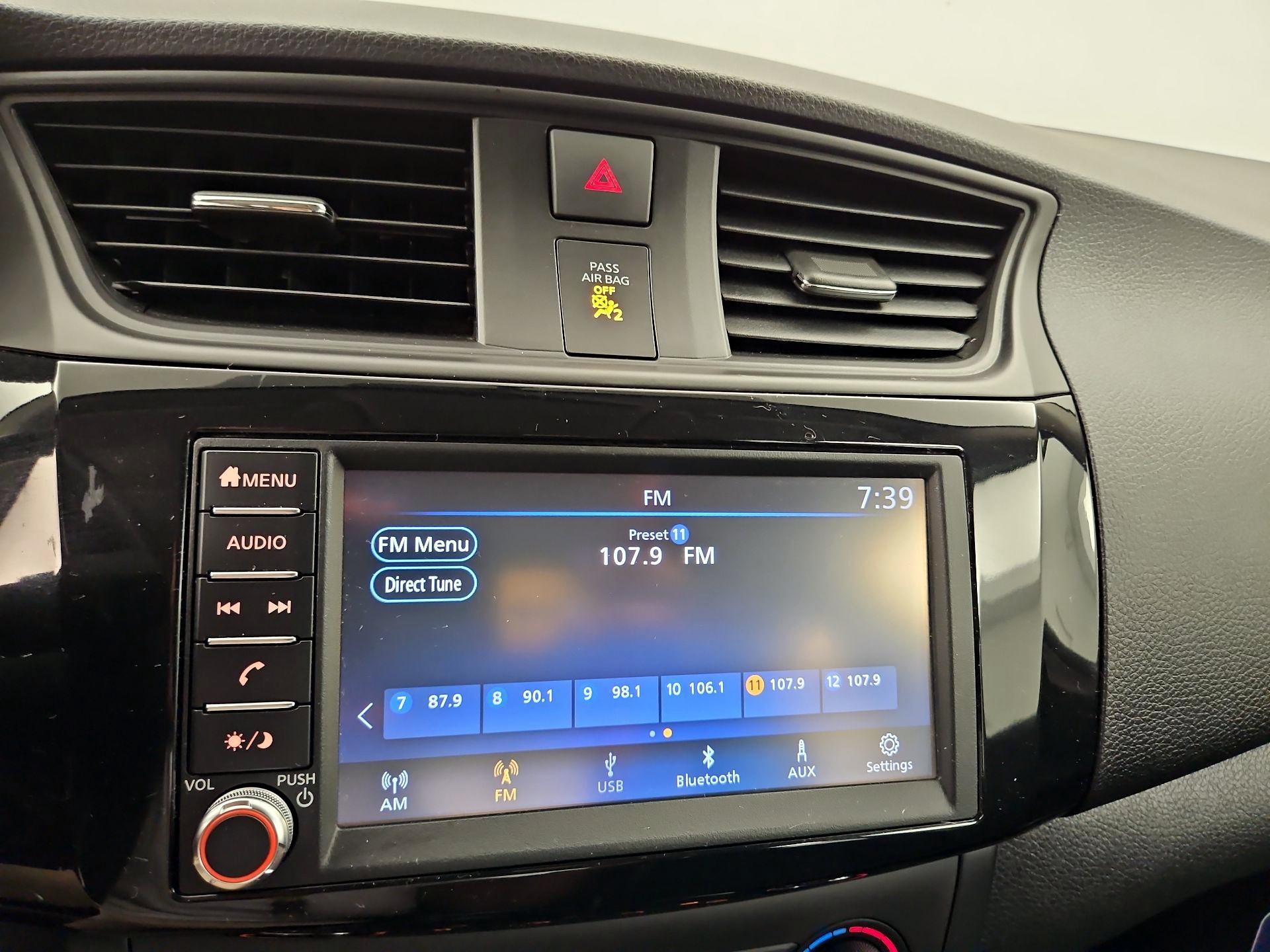 Thumbnail: 2019 Nissan Sentra - 15