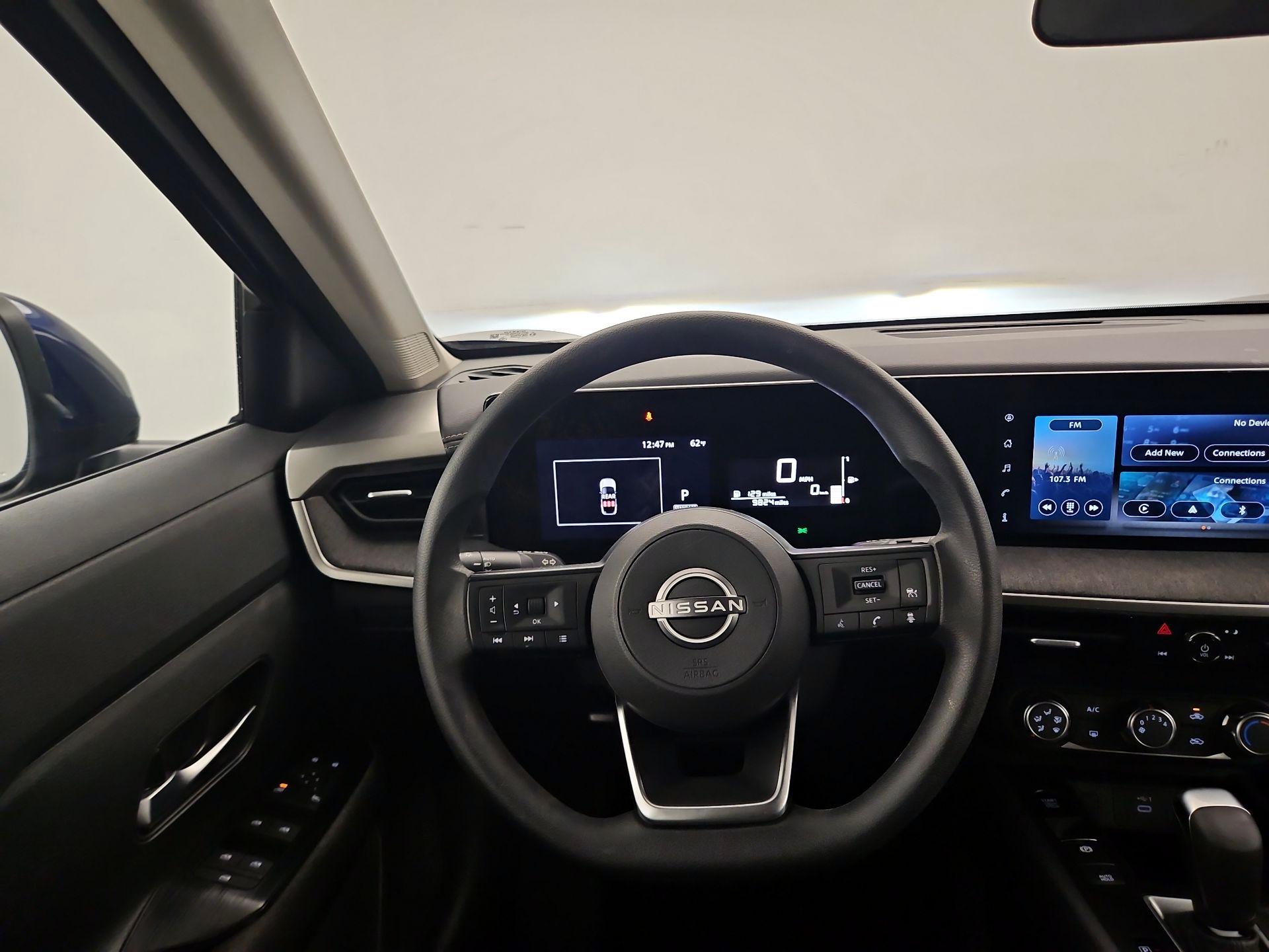 Thumbnail: 2025 Nissan Kicks - 10