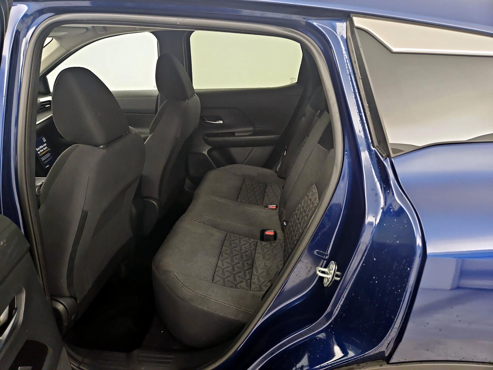 Thumbnail: 2025 Nissan Kicks - 19