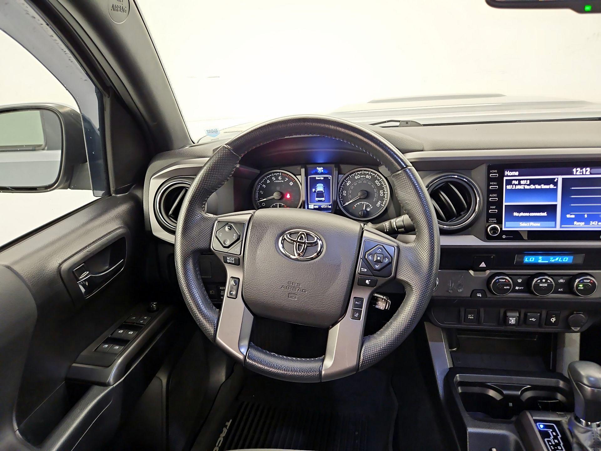 Thumbnail: 2021 Toyota Tacoma - 10