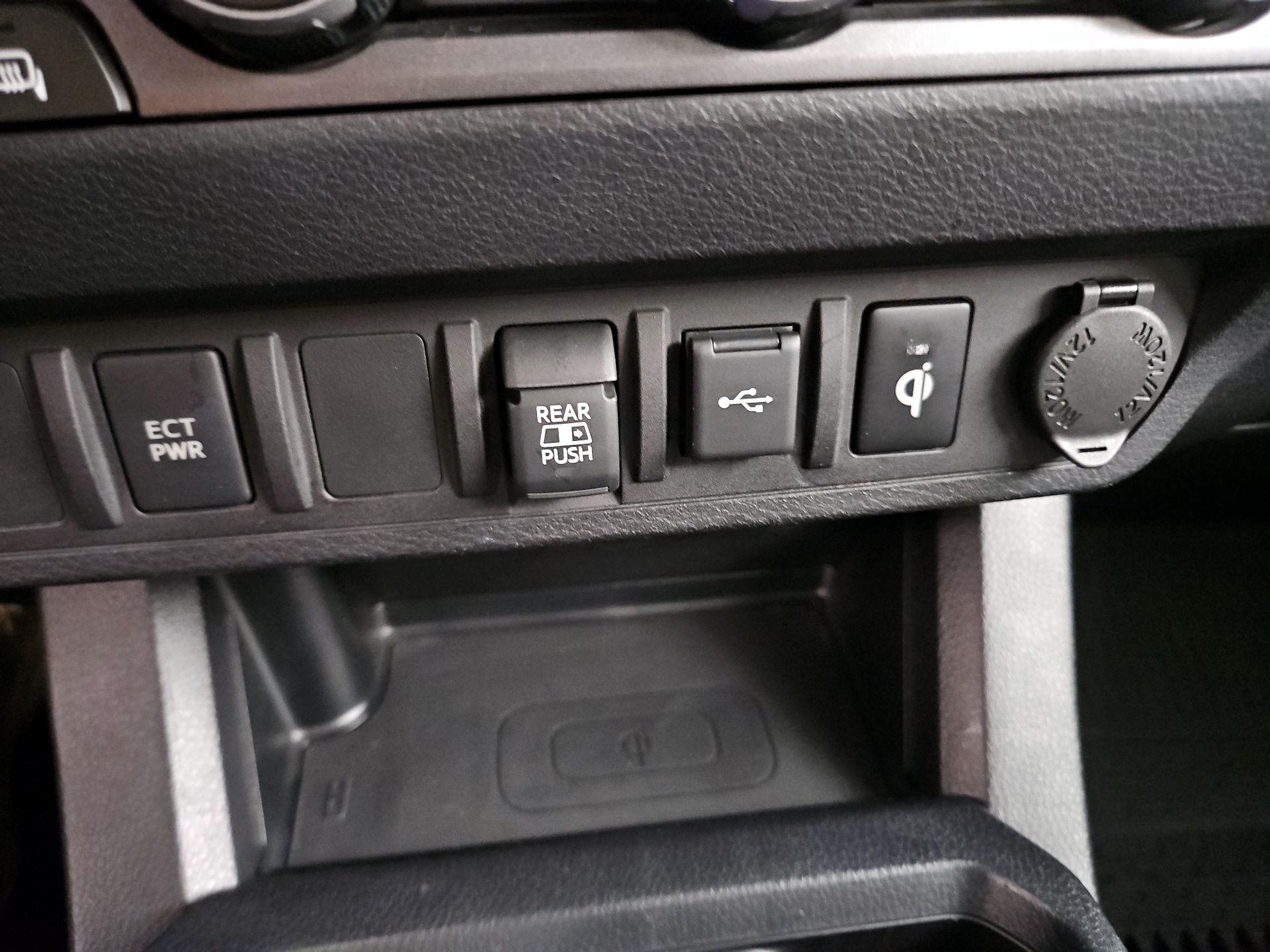 Thumbnail: 2021 Toyota Tacoma - 18