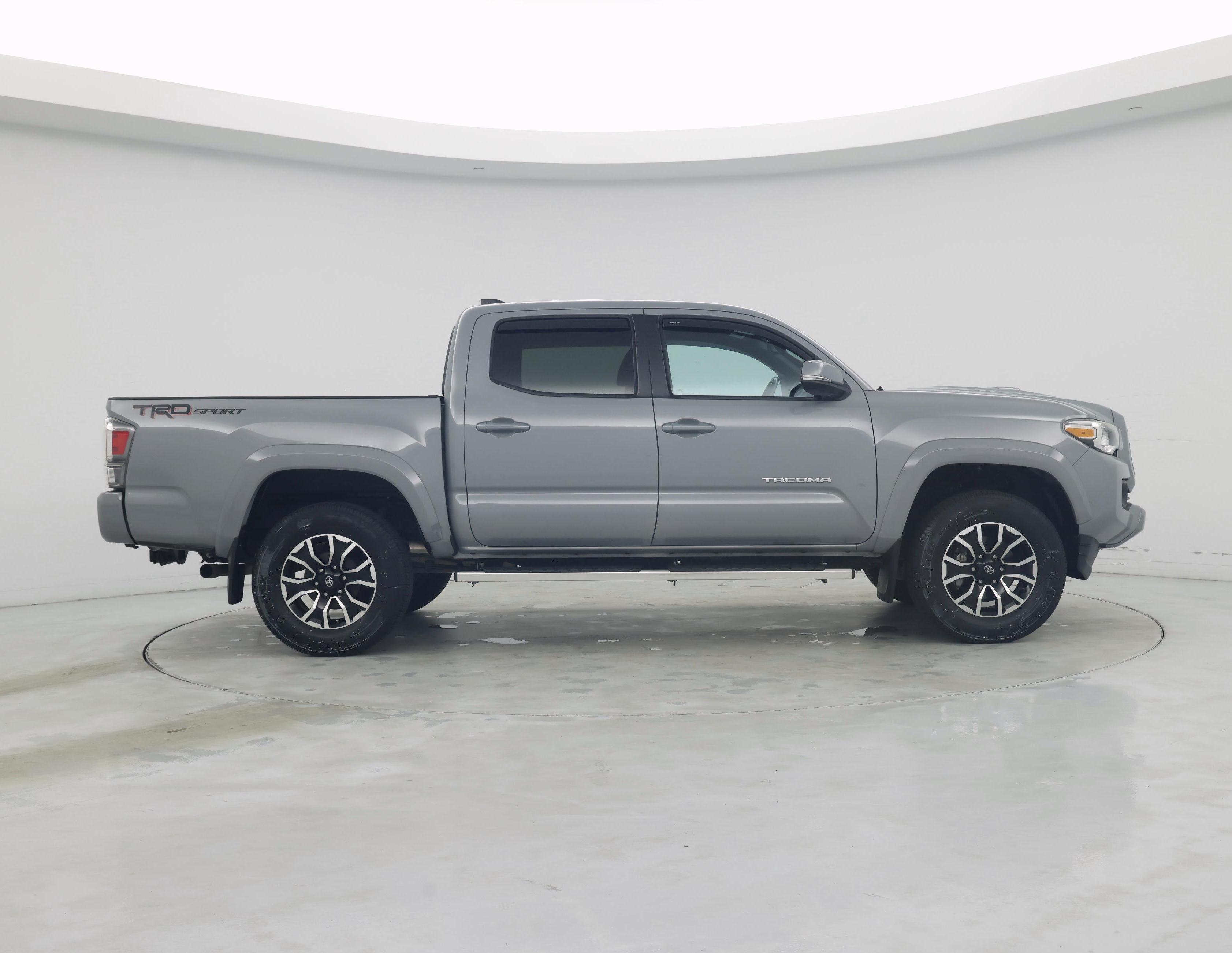 Thumbnail: 2021 Toyota Tacoma - 7