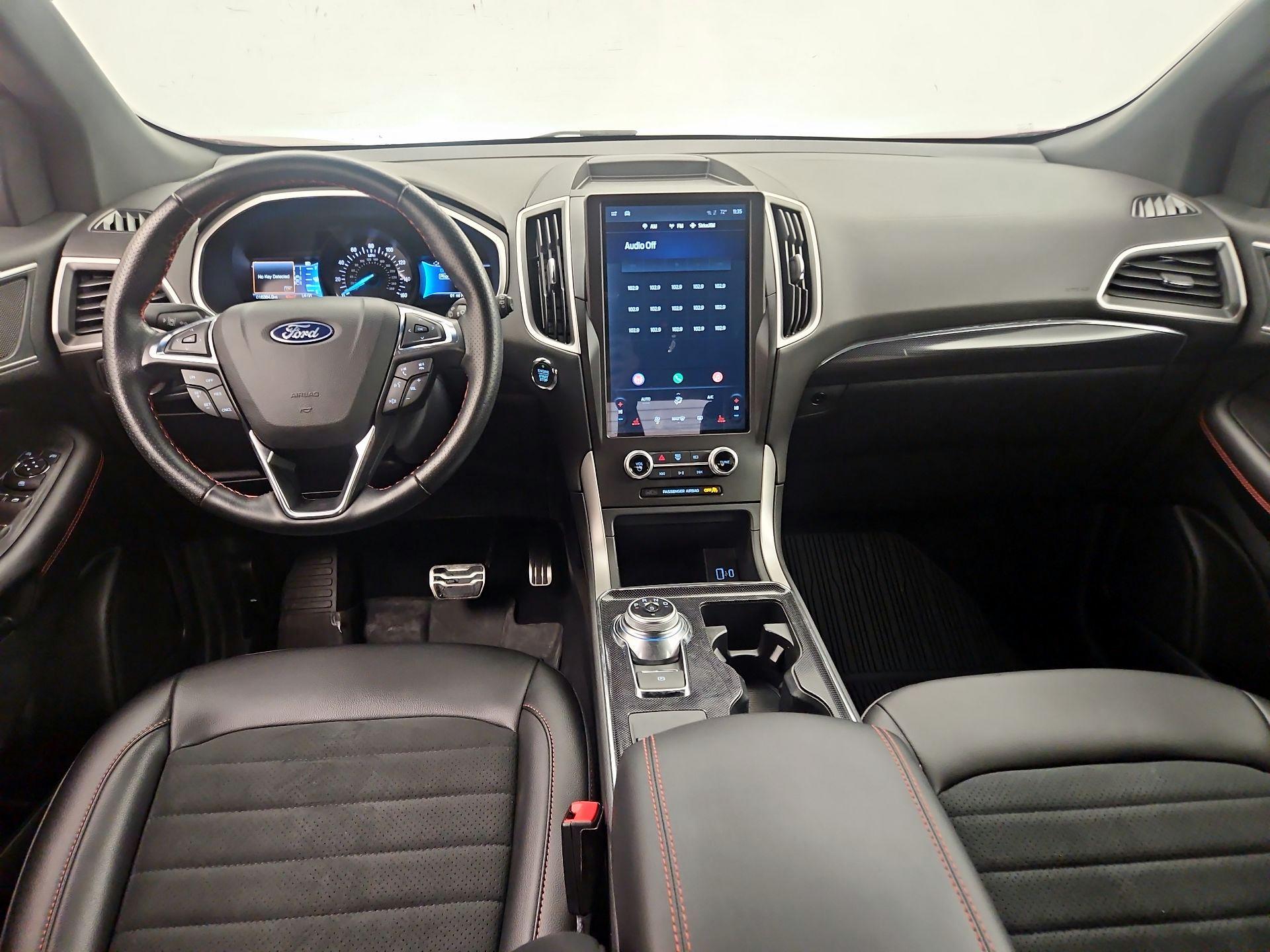 Thumbnail: 2021 Ford Edge - 9