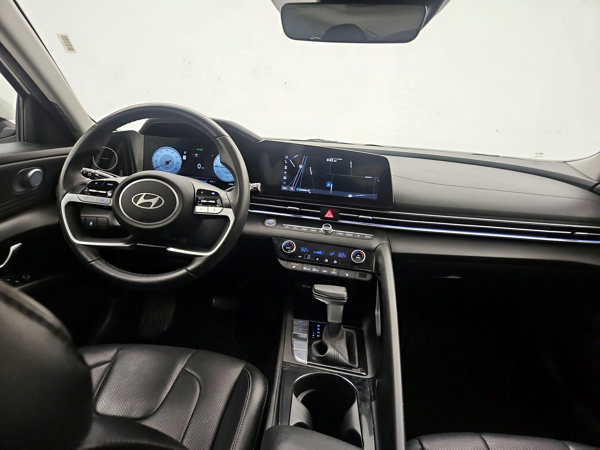 Thumbnail: 2024 Hyundai Elantra - 9