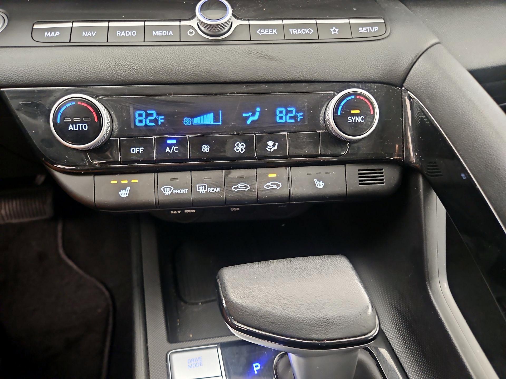 Thumbnail: 2024 Hyundai Elantra - 17