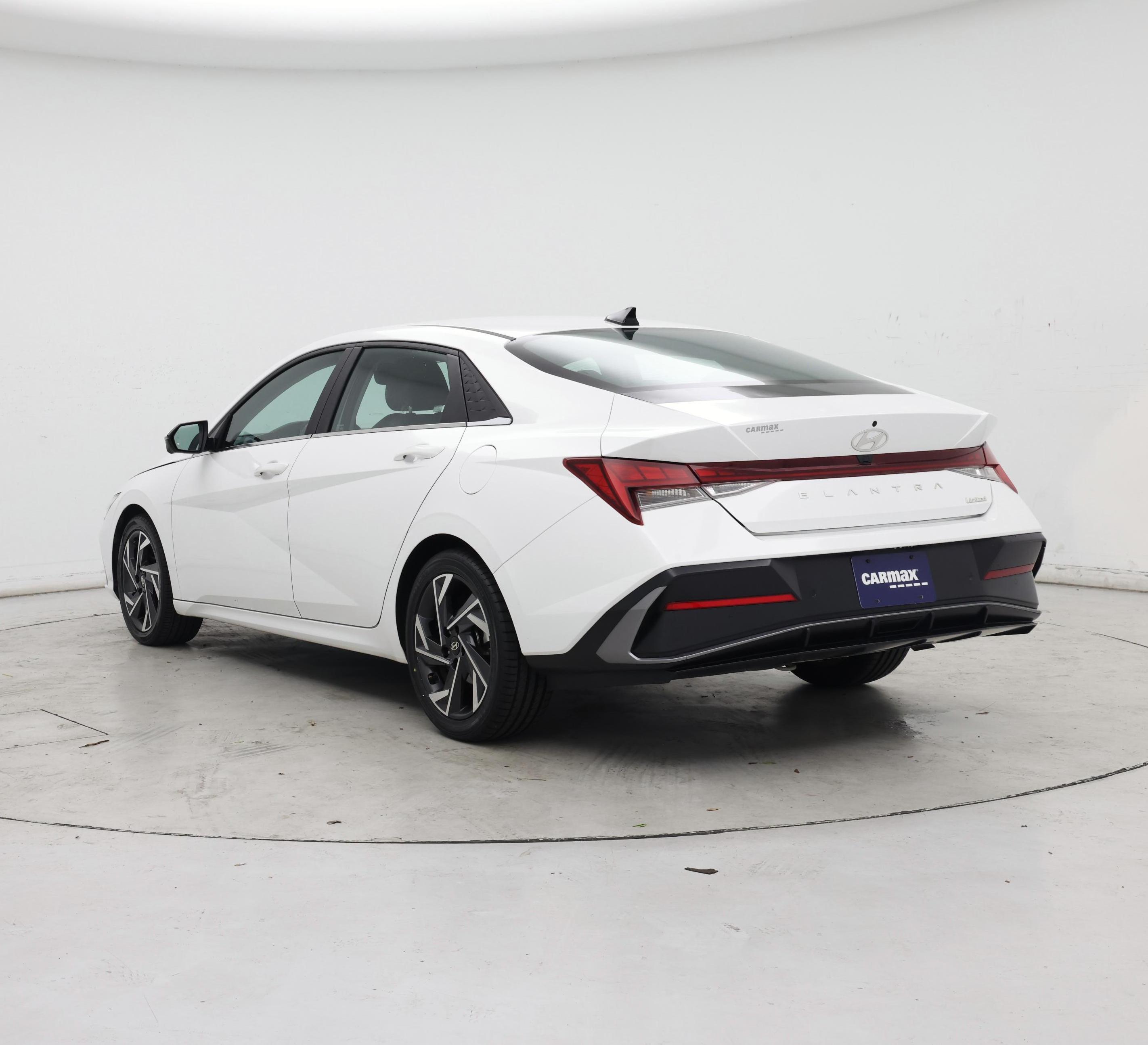 Thumbnail: 2024 Hyundai Elantra - 2