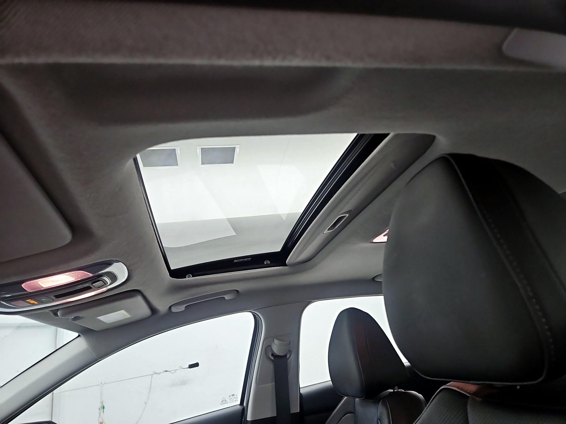 Thumbnail: 2024 Hyundai Elantra - 20